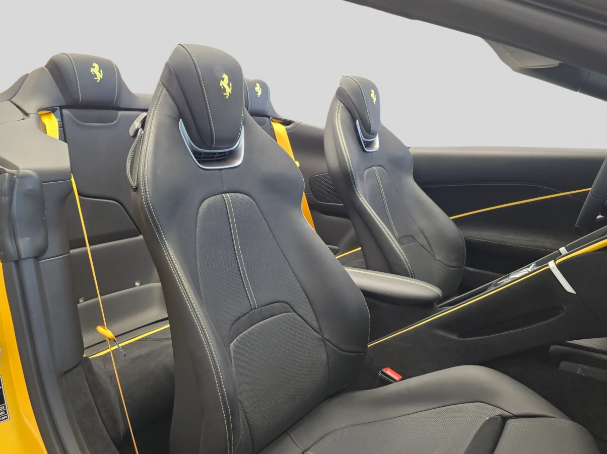 FERRARI Roma Spider 3.9 V8 T-image-12