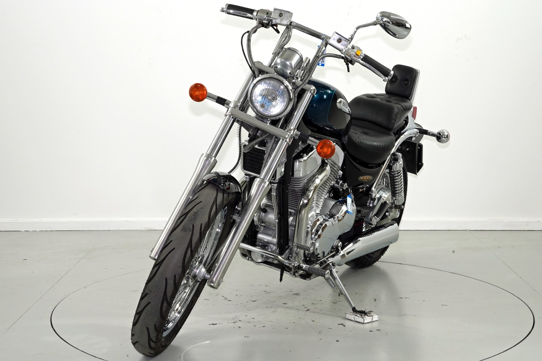 SUZUKI VS 1400 GLP-showroom-element-2