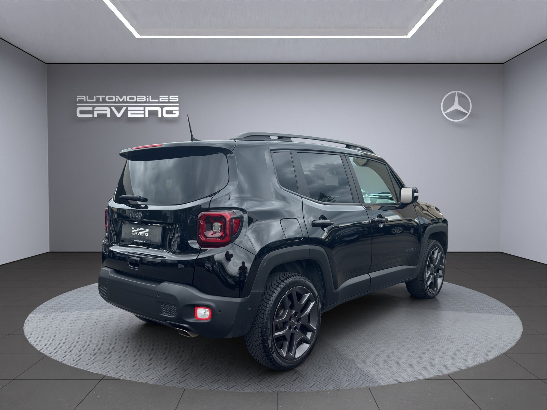 JEEP Renegade 1.3 Turbo Limited AWD-image-4
