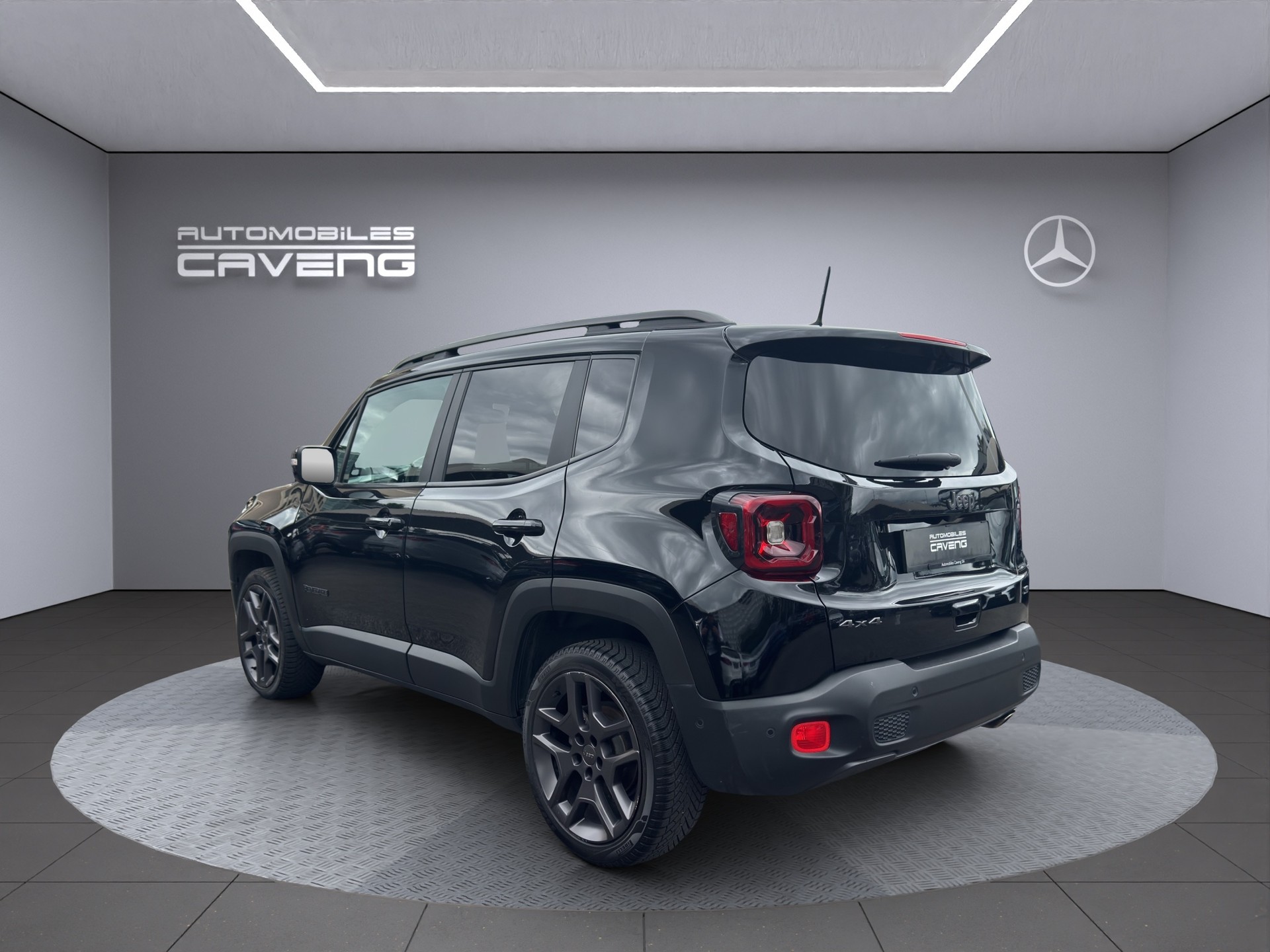 JEEP Renegade 1.3 Turbo Limited AWD-image-2