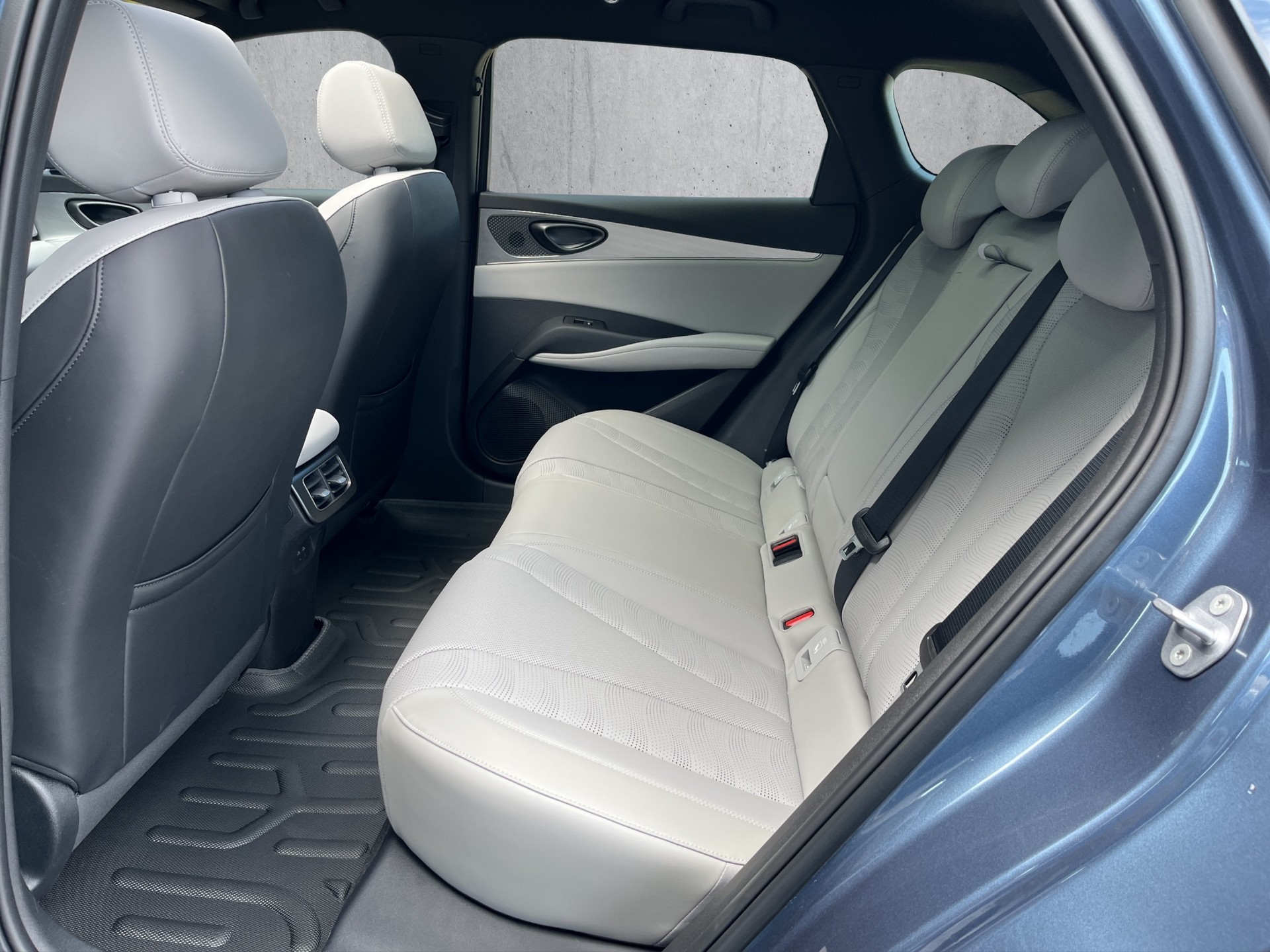 BYD Seal 6 DM-i Comfort-image-12