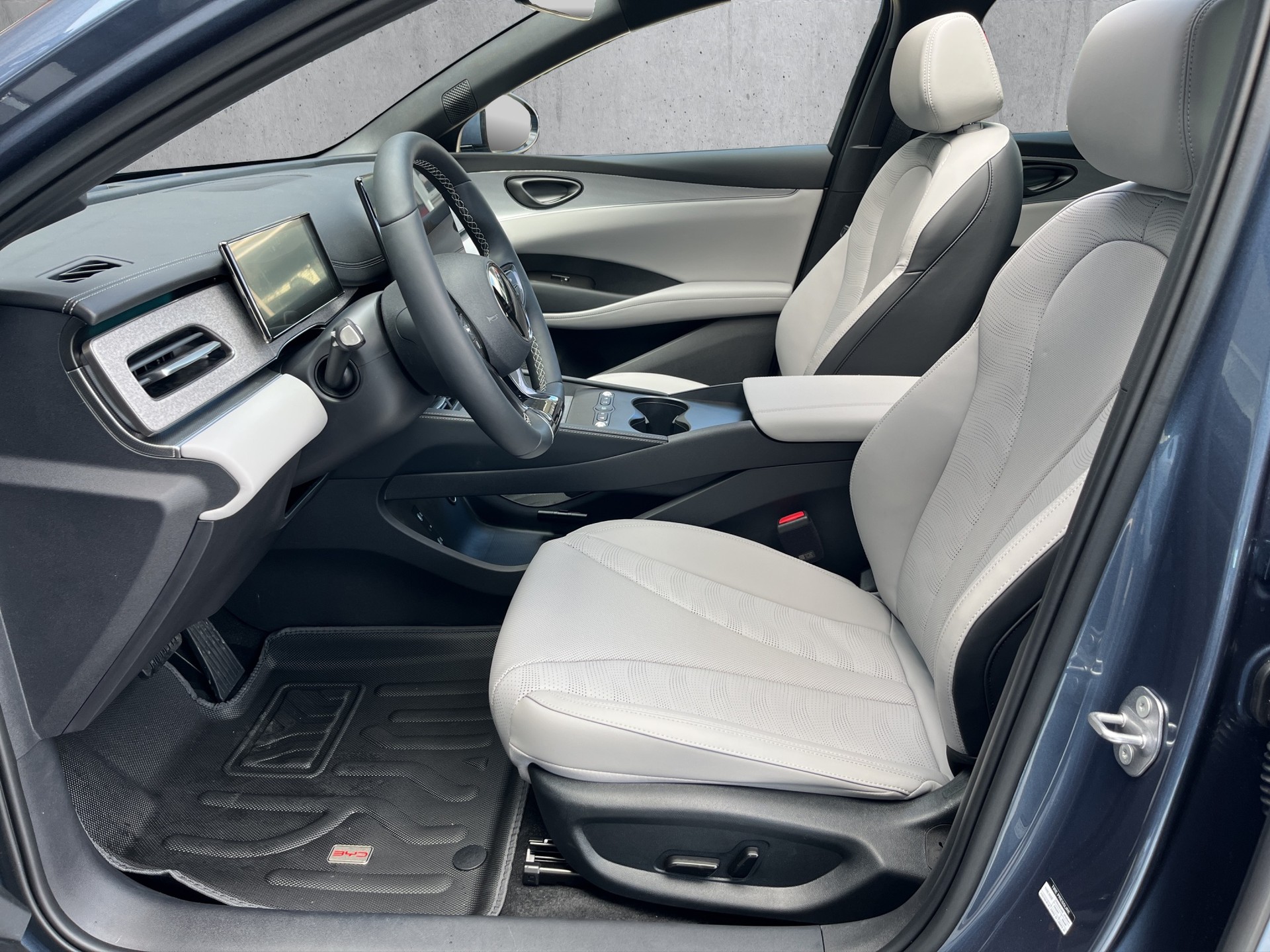 BYD Seal 6 DM-i Comfort-image-7