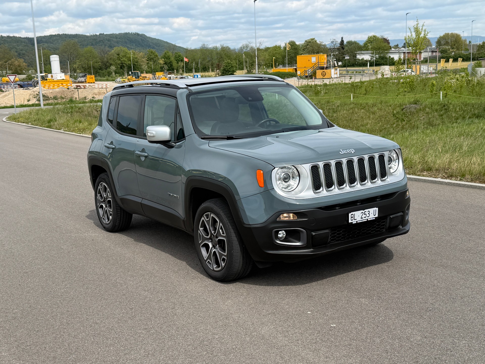JEEP Renegade 2.0 CRD Limited AWD + Low Range 9ATX-image-4