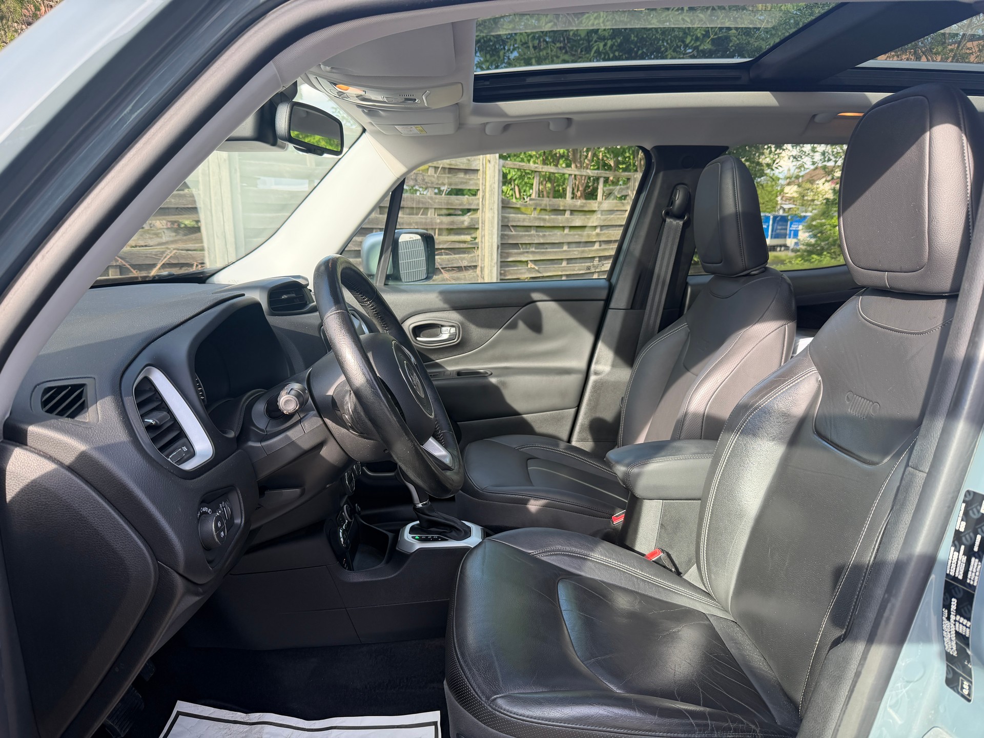 JEEP Renegade 2.0 CRD Limited AWD + Low Range 9ATX-image-17