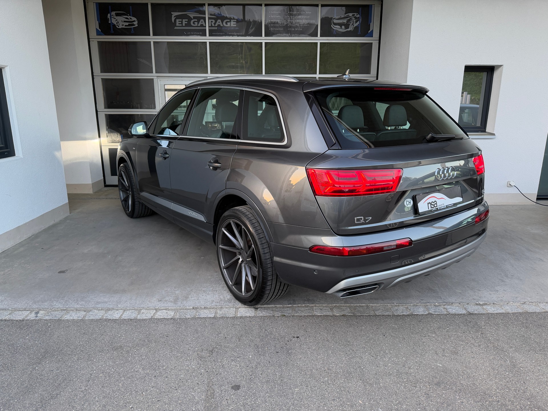 AUDI Q7 50 TDI quattro tiptronic-showroom-element-3