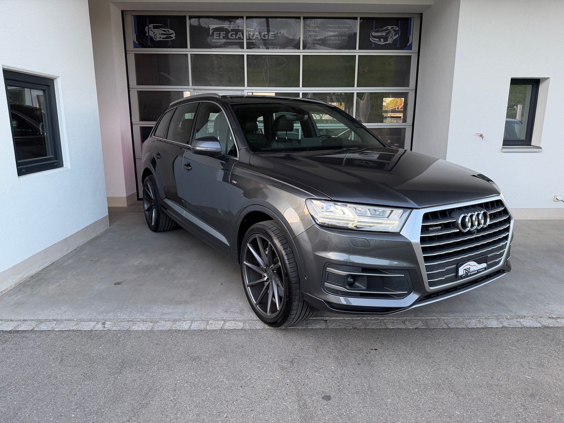 AUDI Q7 50 TDI quattro tiptronic-showroom-element-2