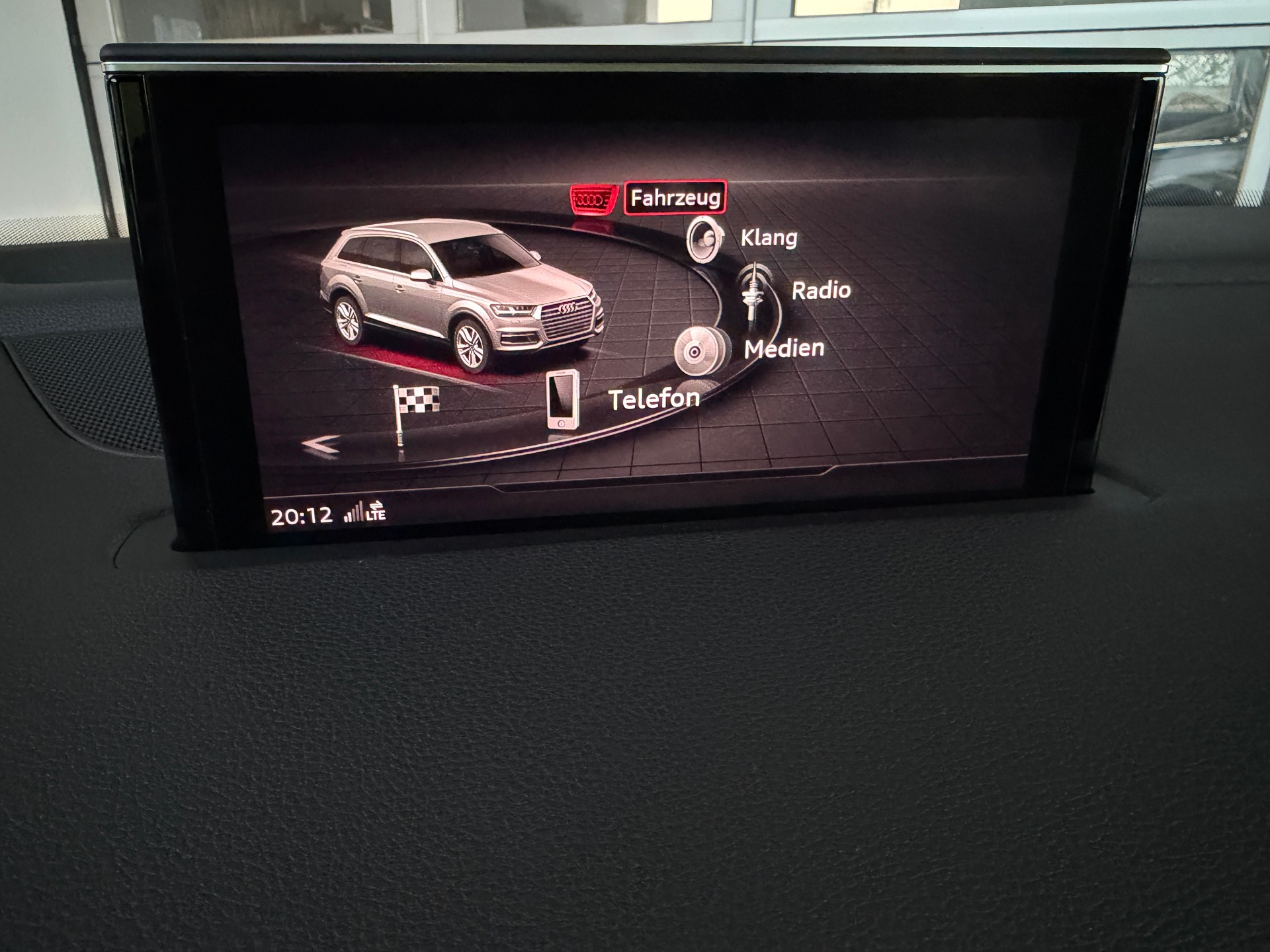 AUDI Q7 50 TDI quattro tiptronic-image-22