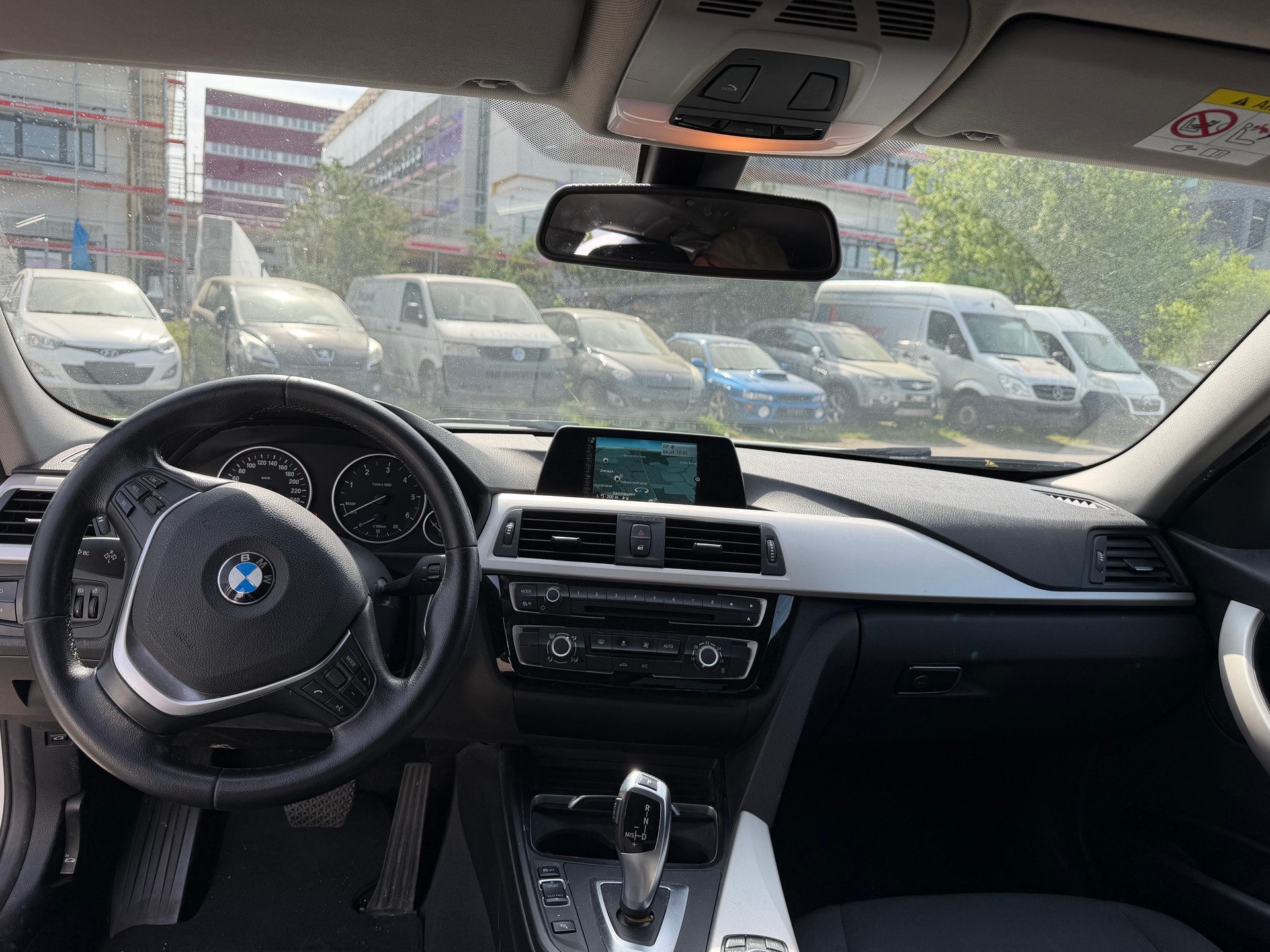 BMW 316d Touring Business Steptronic-image-8