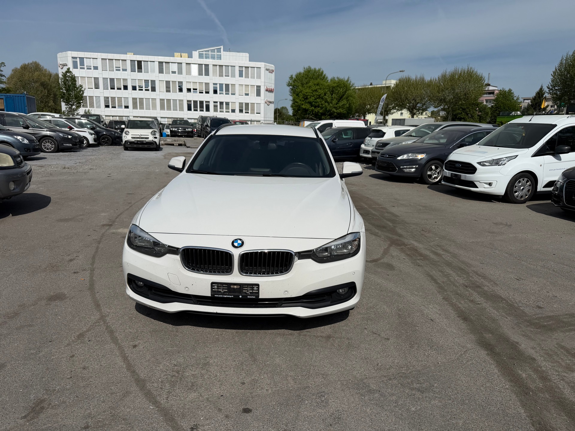 BMW 316d Touring Business Steptronic-image-1