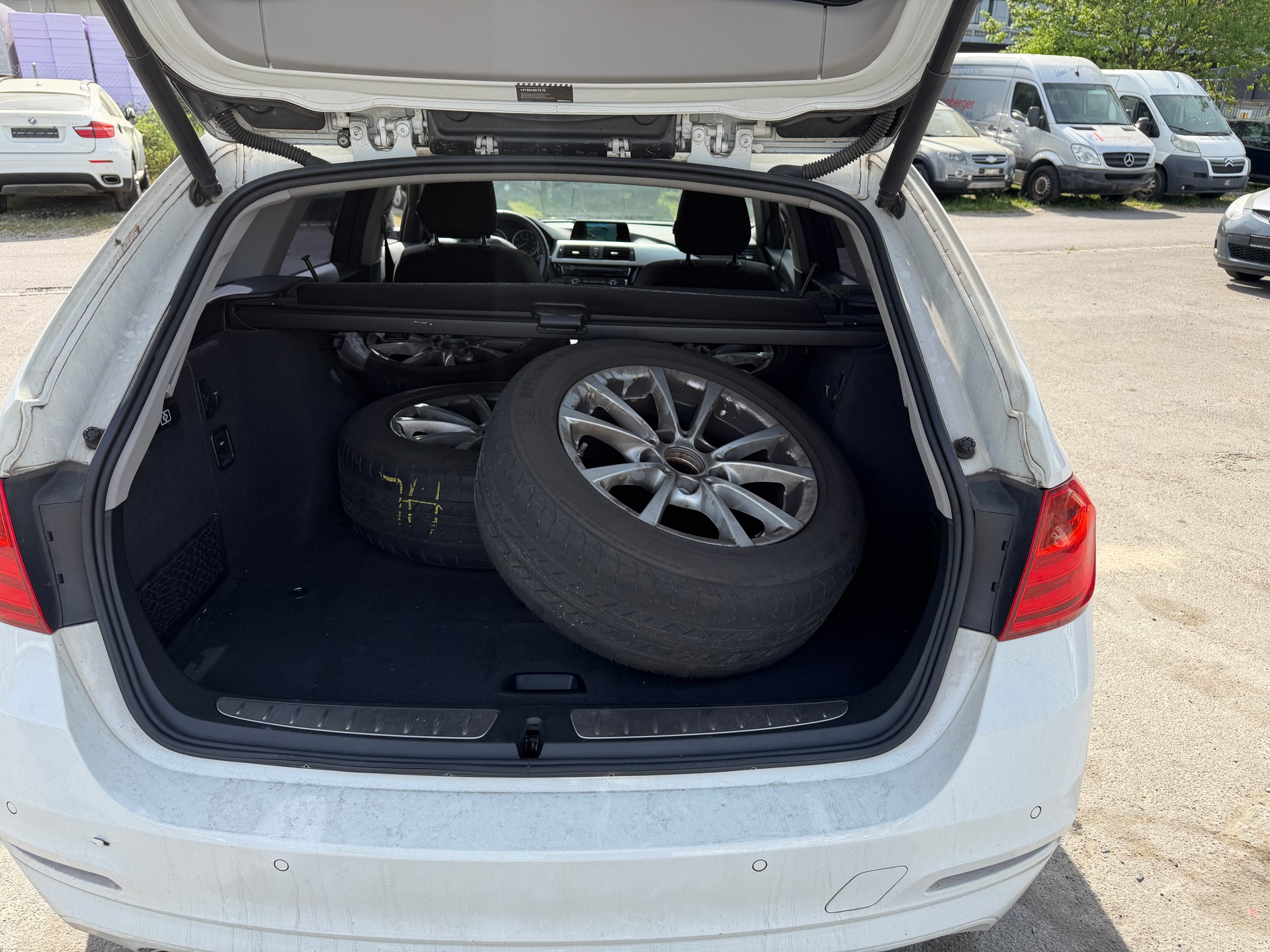 BMW 316d Touring Business Steptronic-image-9
