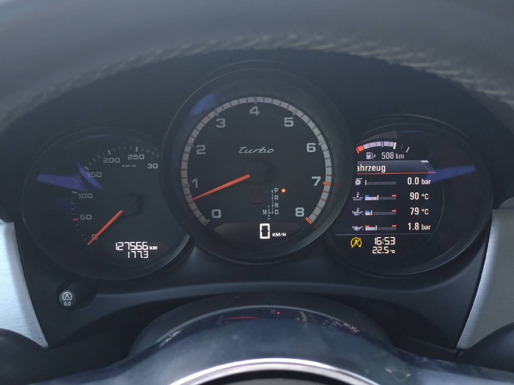 PORSCHE Macan 3.6 V6 Turbo-image-13