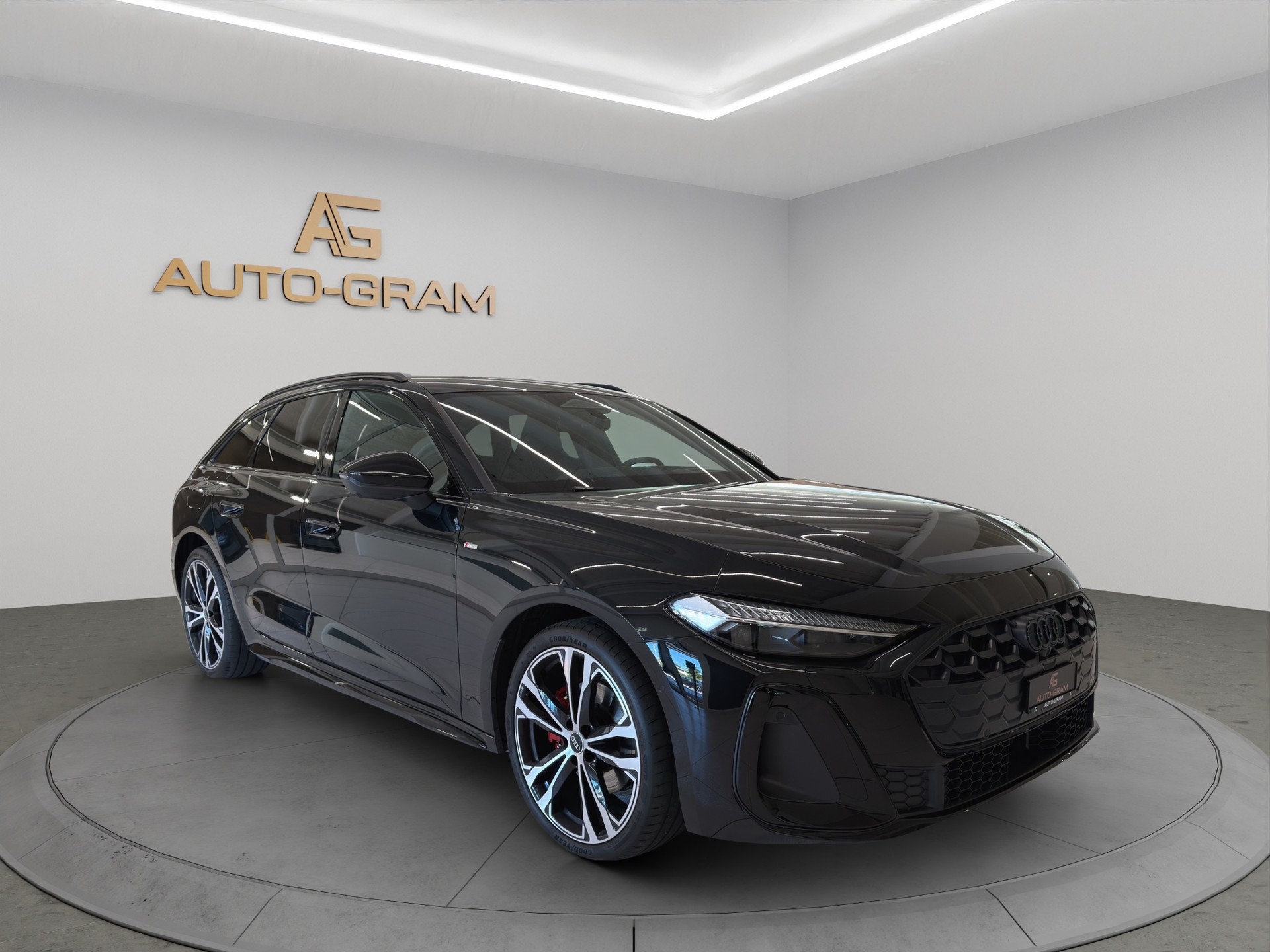 AUDI A5 Avant TFSI quattro 150 kW S tronic-image-6