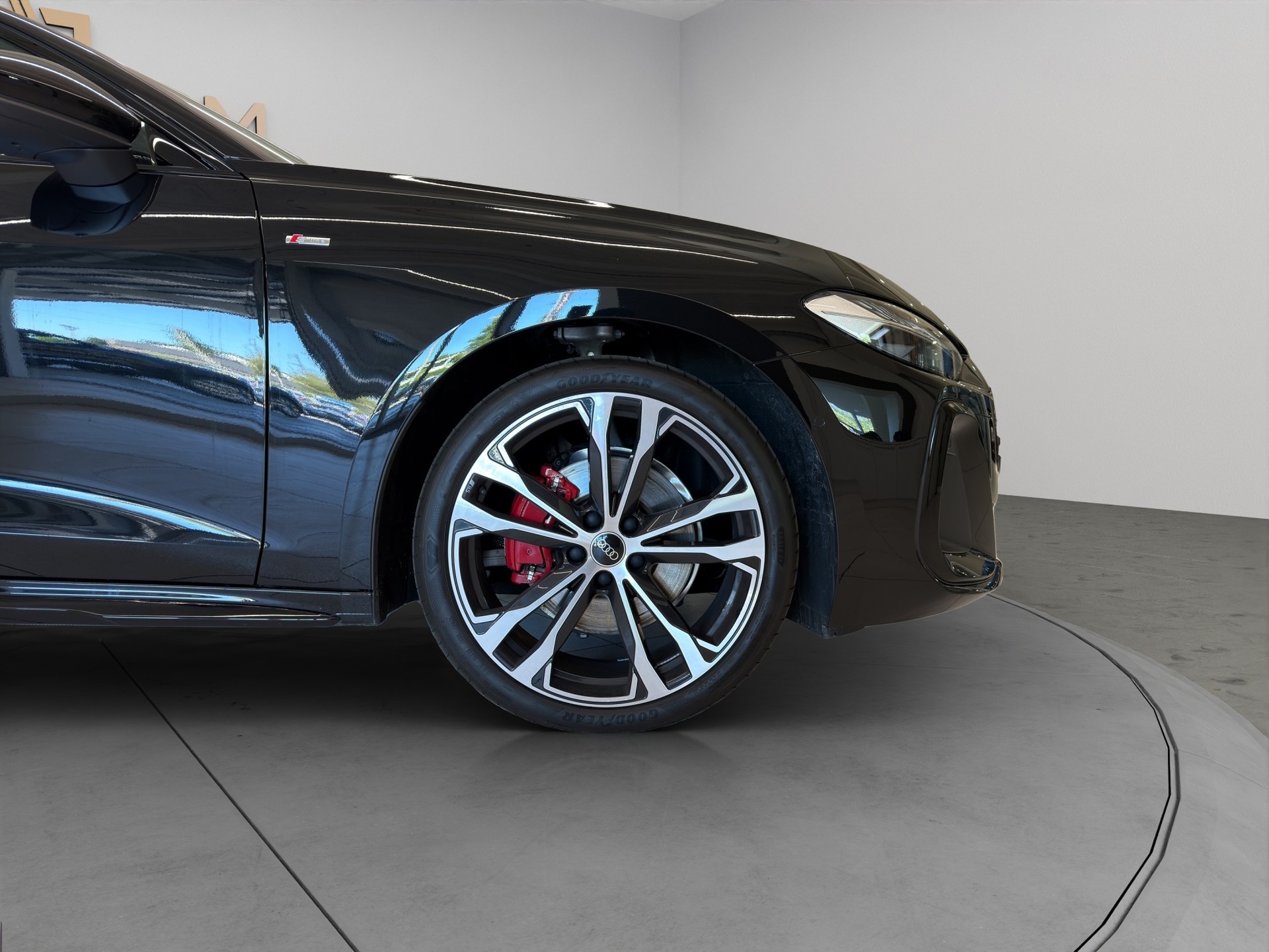 AUDI A5 Avant TFSI quattro 150 kW S tronic-image-8
