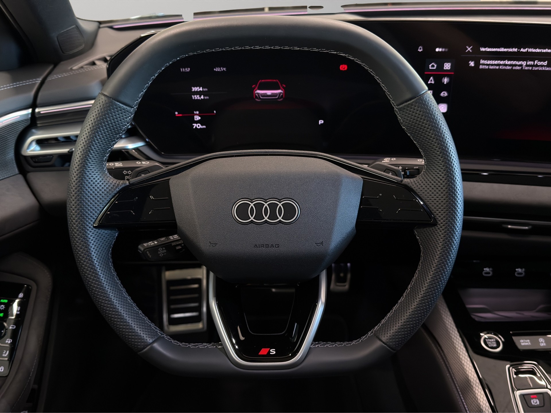 AUDI A5 Avant TFSI quattro 150 kW S tronic-image-18