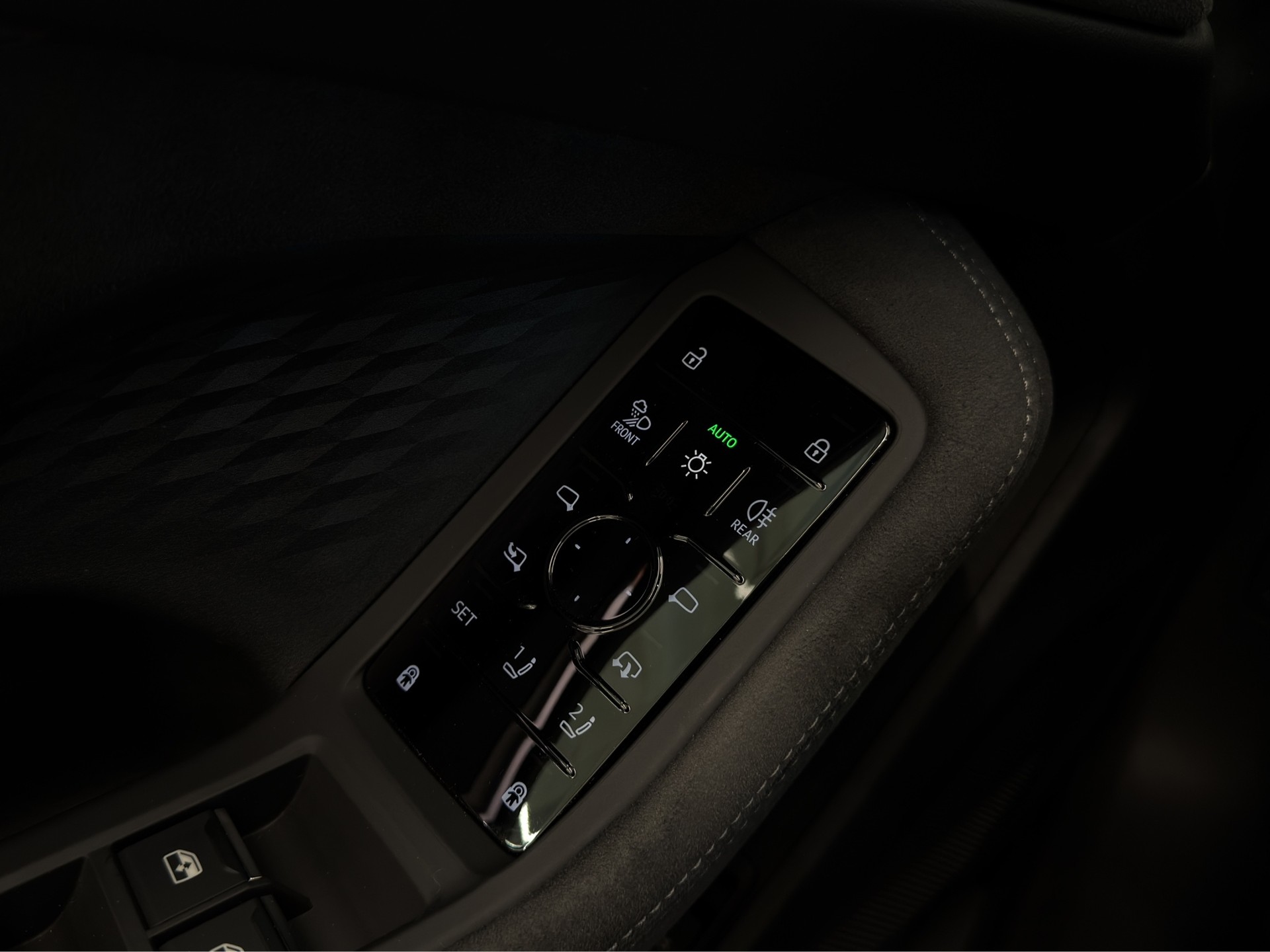 AUDI A5 Avant TFSI quattro 150 kW S tronic-image-23
