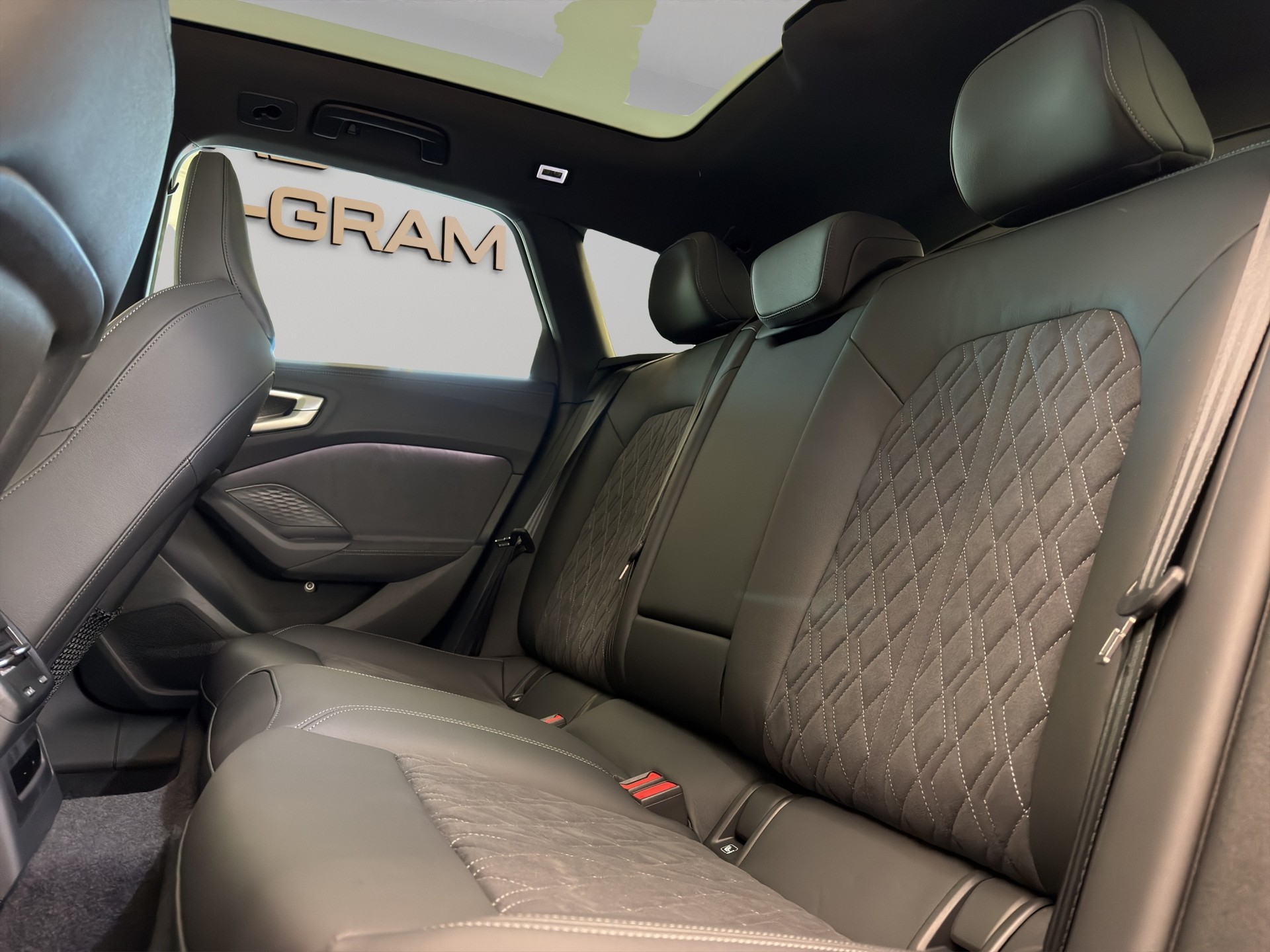AUDI A5 Avant TFSI quattro 150 kW S tronic-image-15