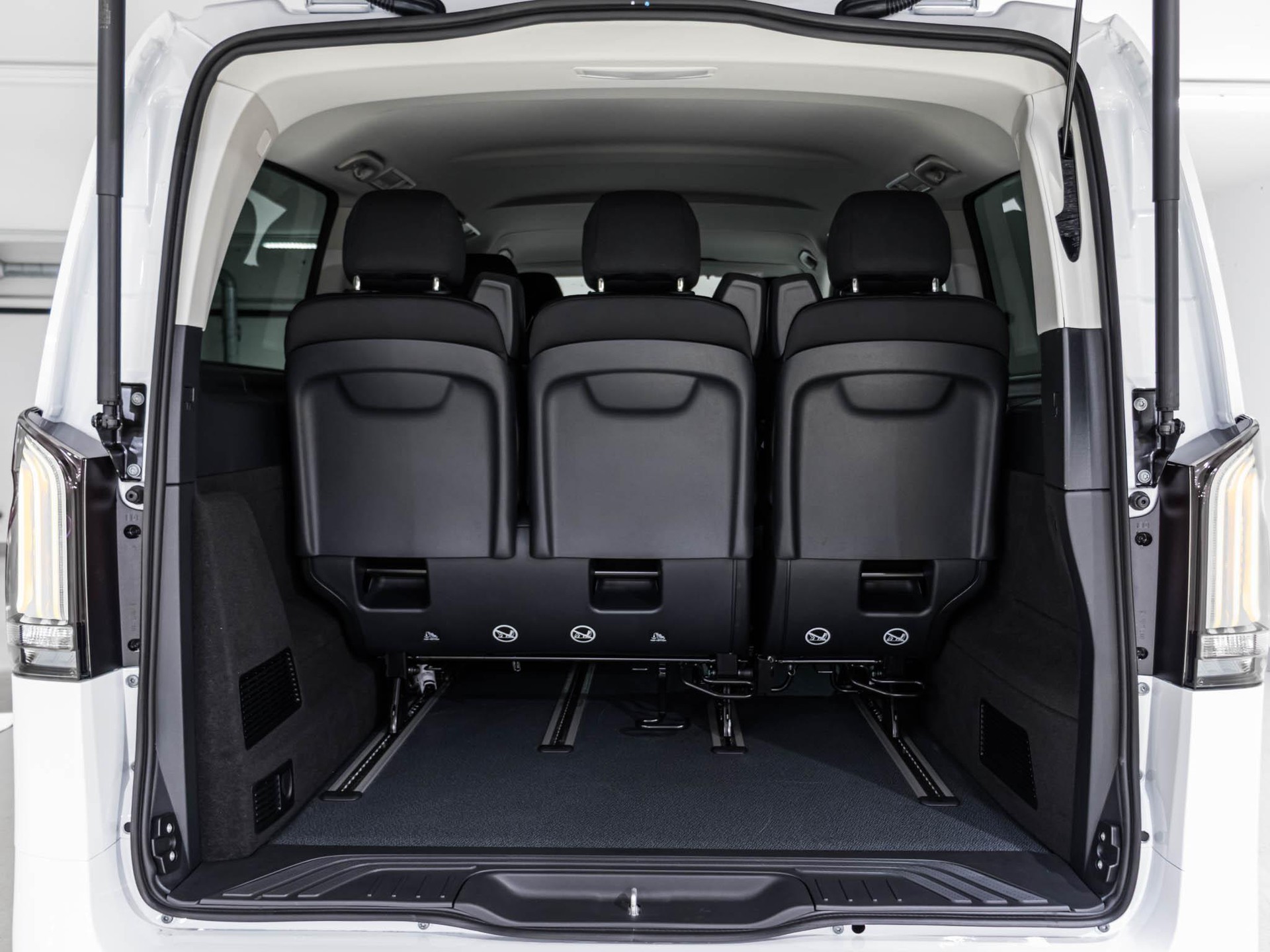 MERCEDES-BENZ Vito 116 CDI 4x4 Tourer SELECT L-image-13