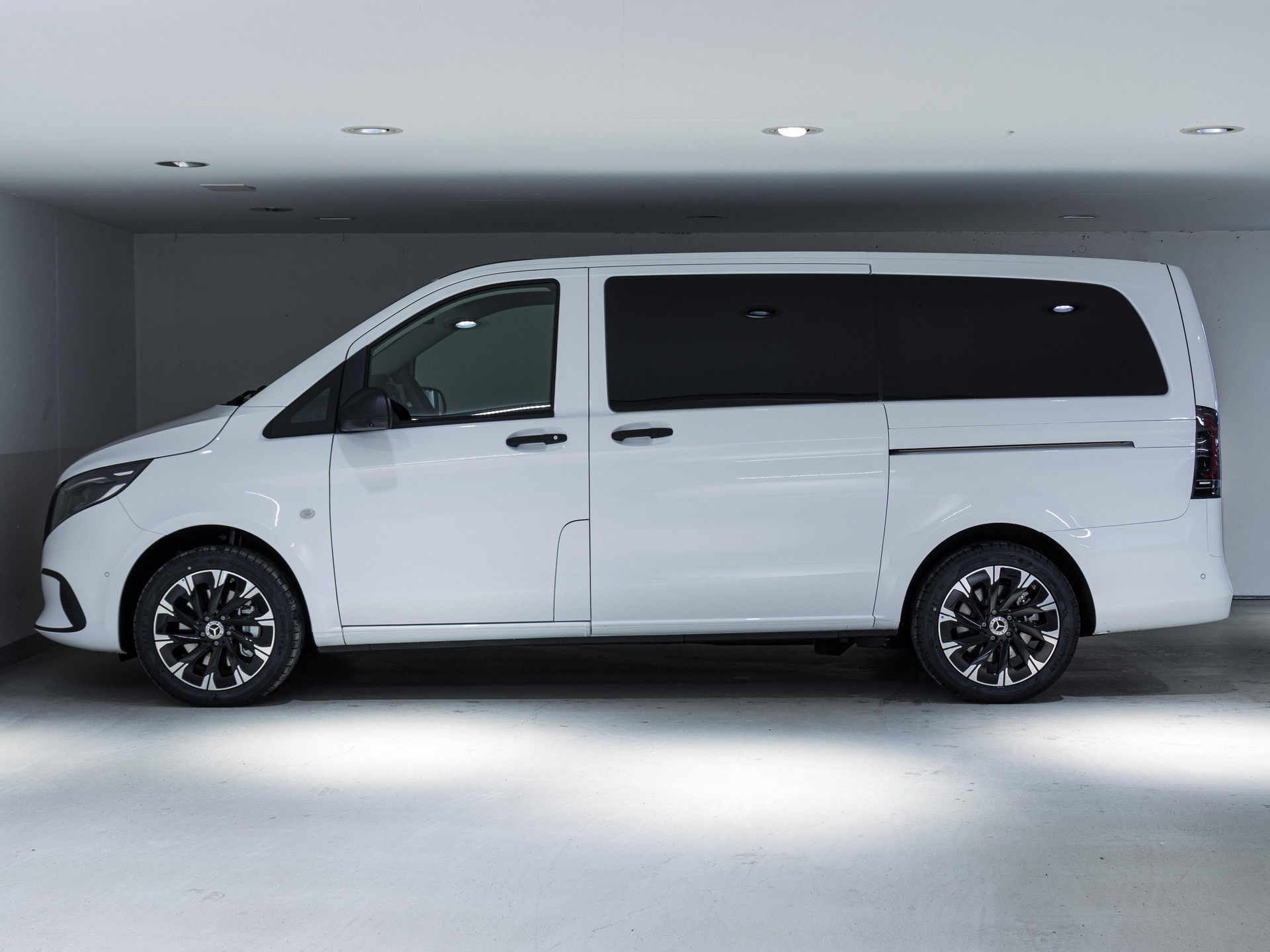 MERCEDES-BENZ Vito 116 CDI 4x4 Tourer SELECT L-image-4