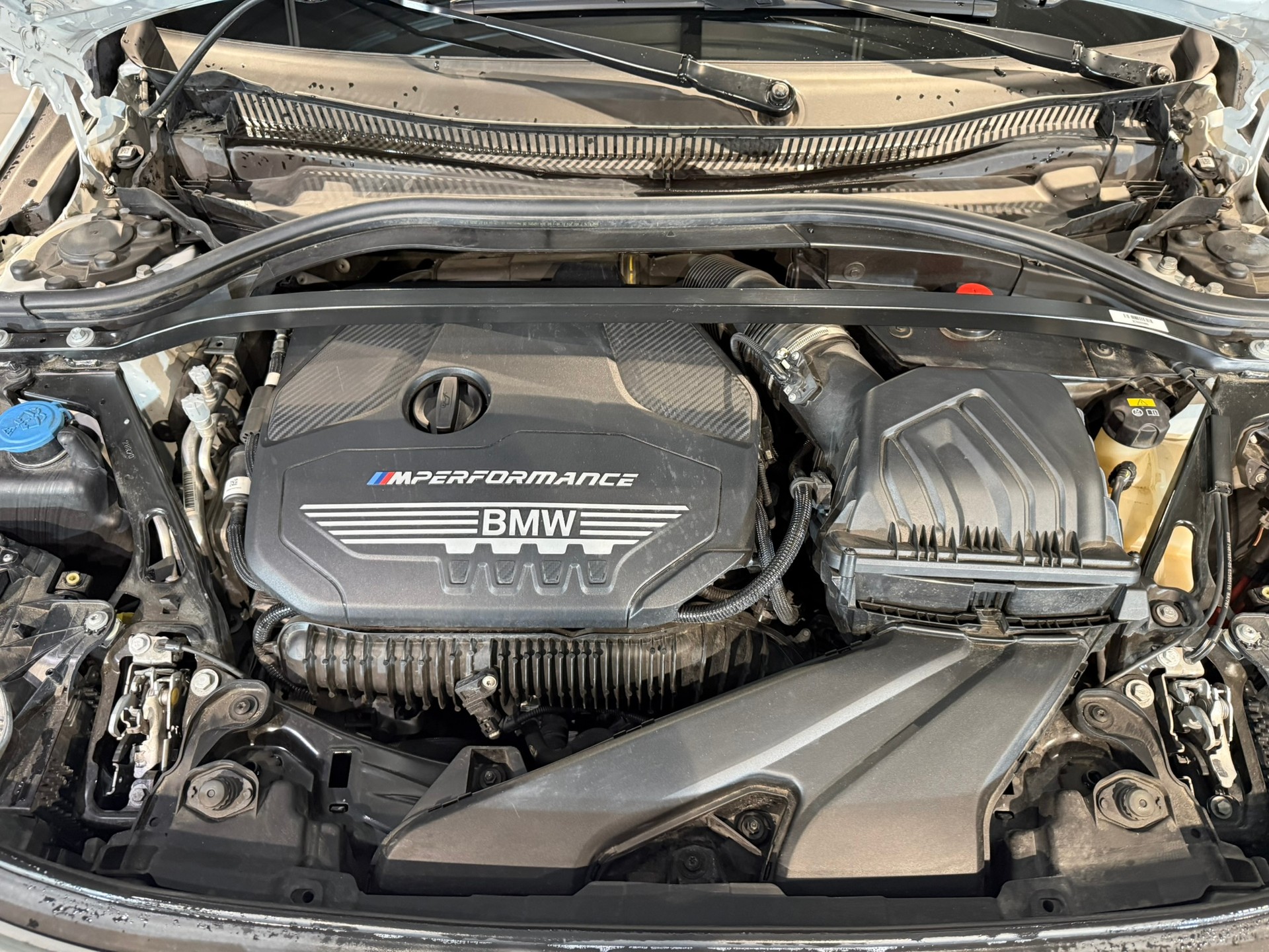 BMW M135i xDrive Steptronic-image-29
