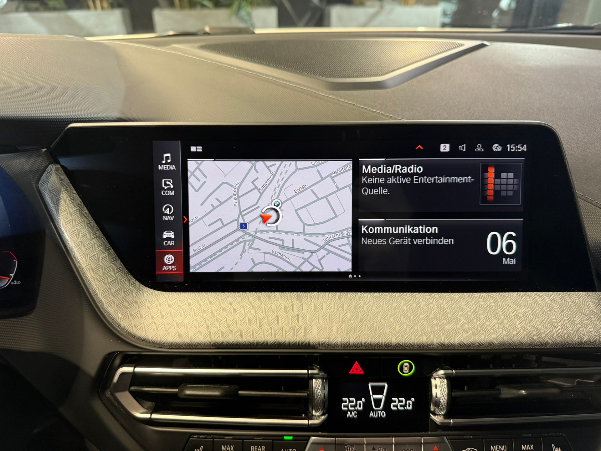 BMW M135i xDrive Steptronic-image-24
