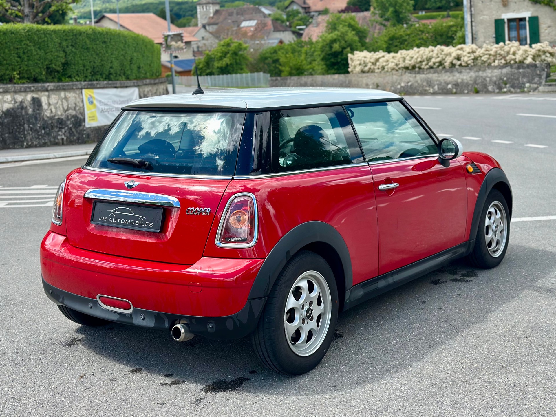 MINI Cooper-image-2