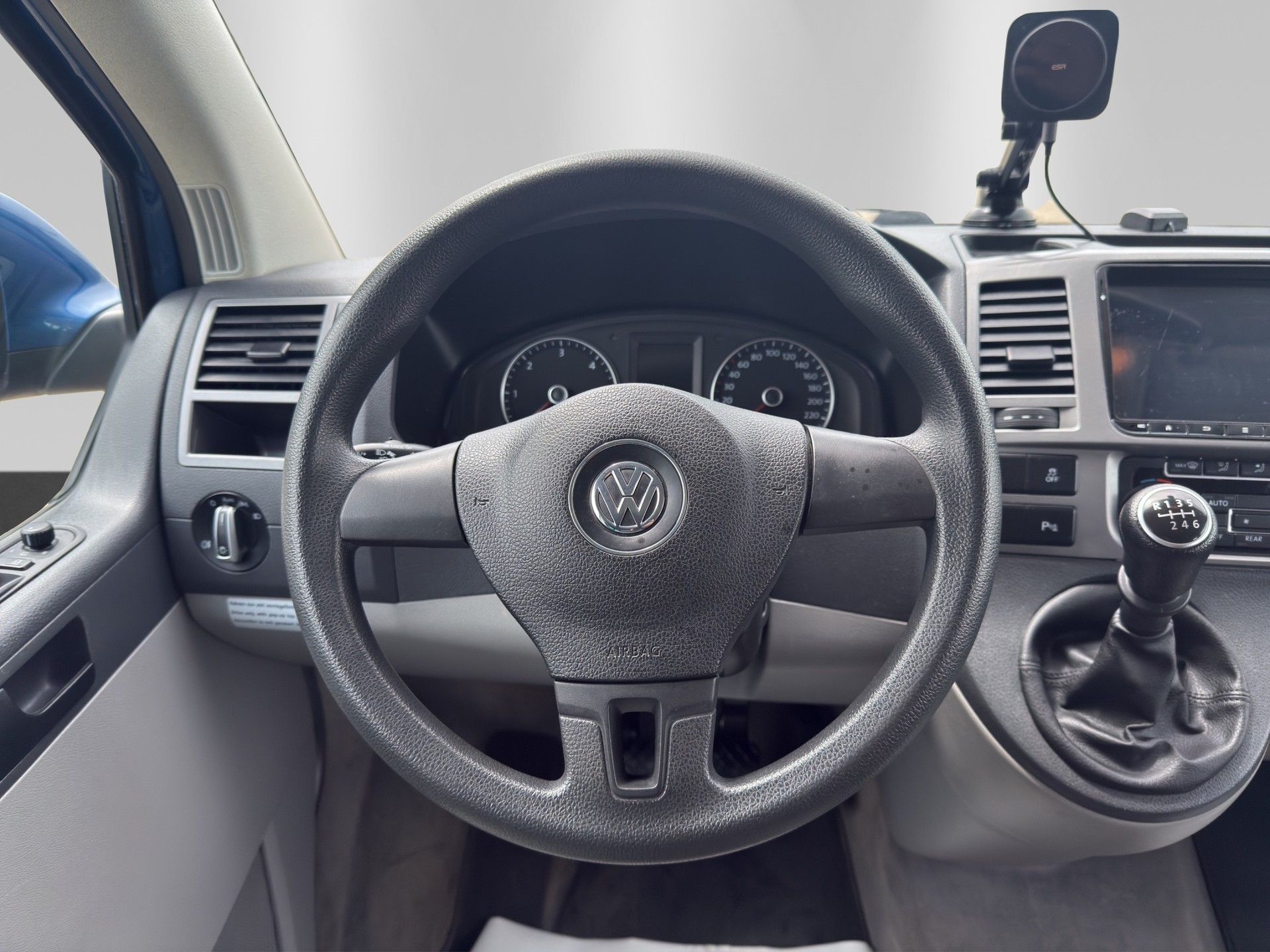 VW T5 California 2.0 Bi-TDI Beach 4Motion-image-9