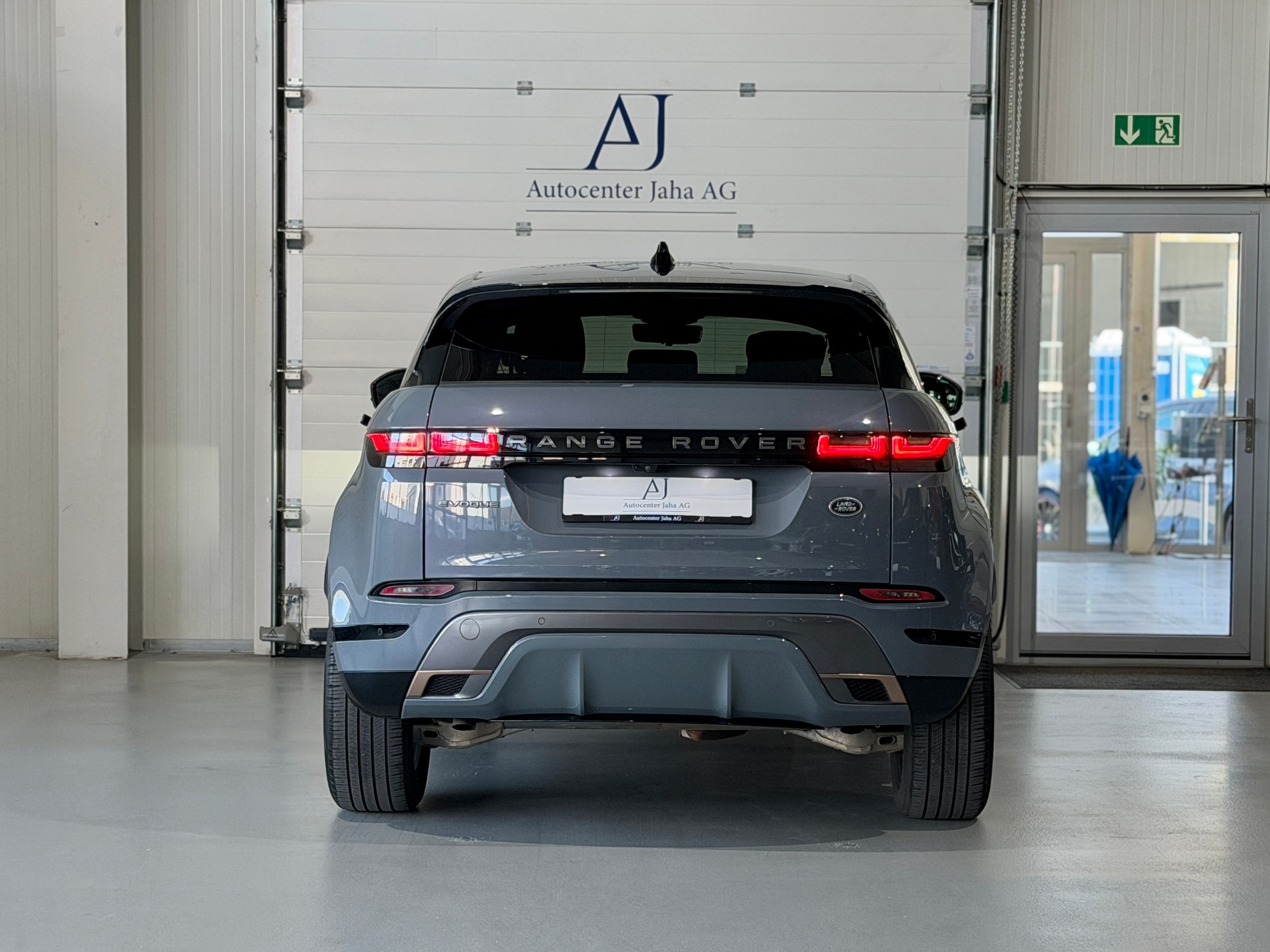 LAND ROVER Range Rover Evoque R-Dynamic First Edition P 250 HSE AT9 (CH)-image-20