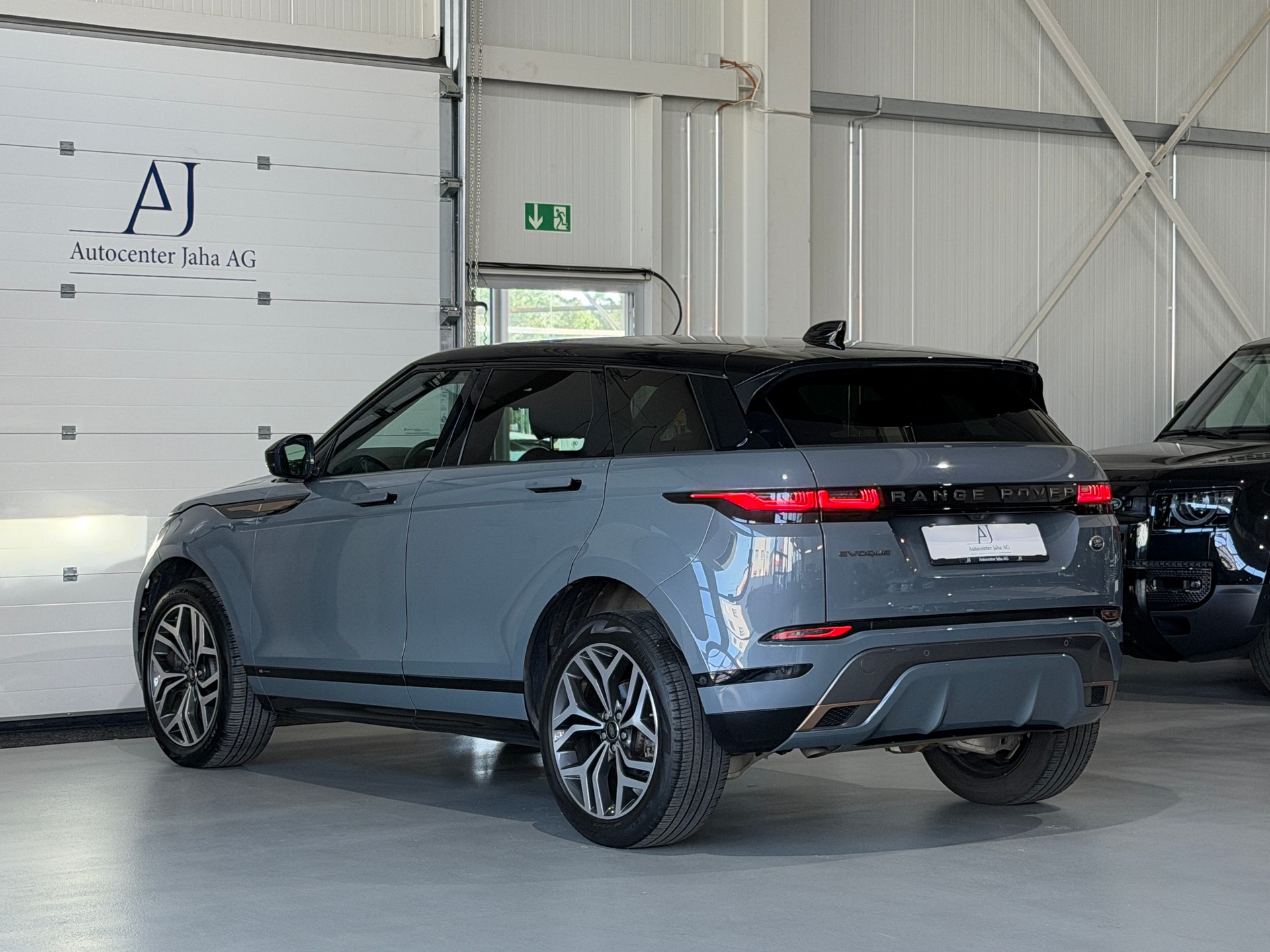 LAND ROVER Range Rover Evoque R-Dynamic First Edition P 250 HSE AT9 (CH)-image-21