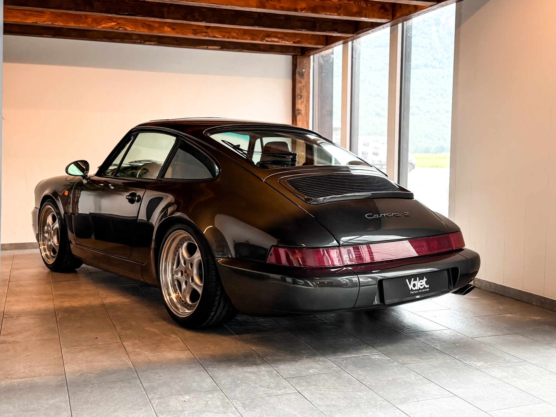 PORSCHE 911 Carrera 2-image-4