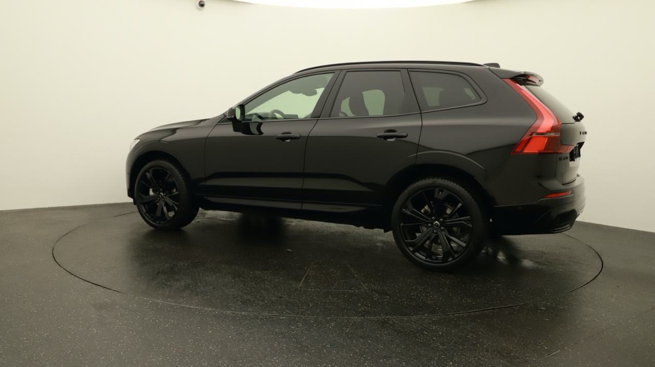 VOLVO XC60 B5 Benzin Mild Hybrid AWD Black Edition Geartronic-image-2