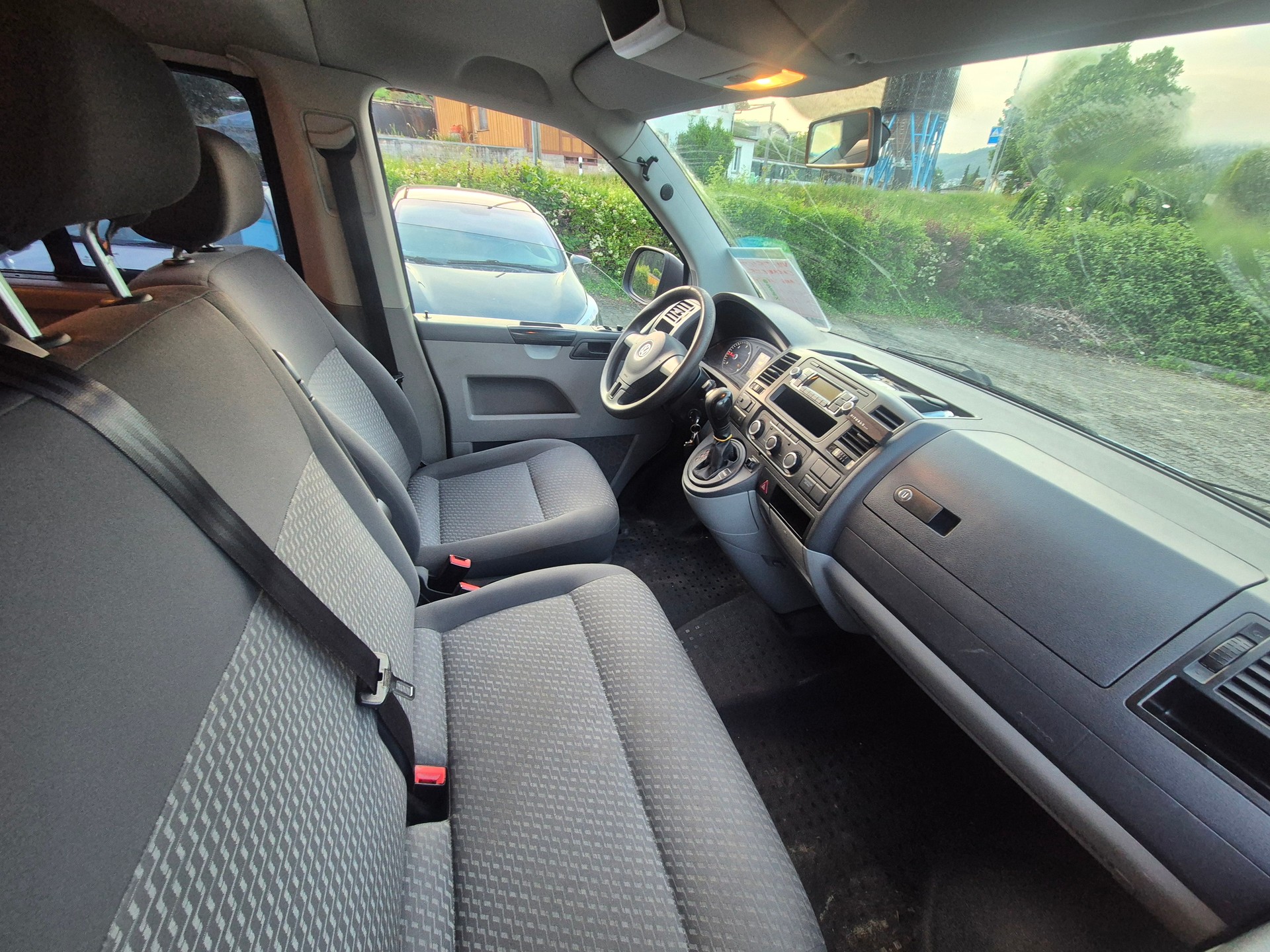 VW T5 2.0 TDI BMT DSG-image-6