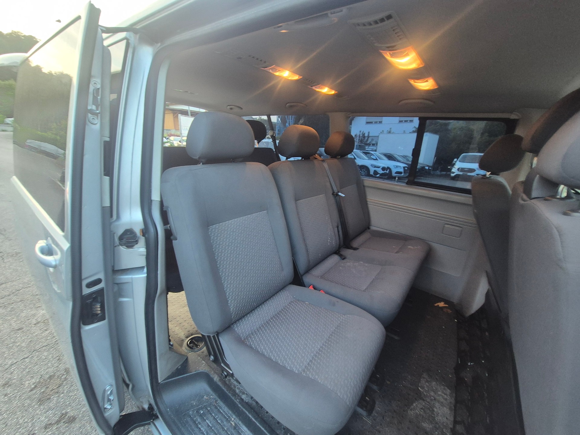 VW T5 2.0 TDI BMT DSG-image-11