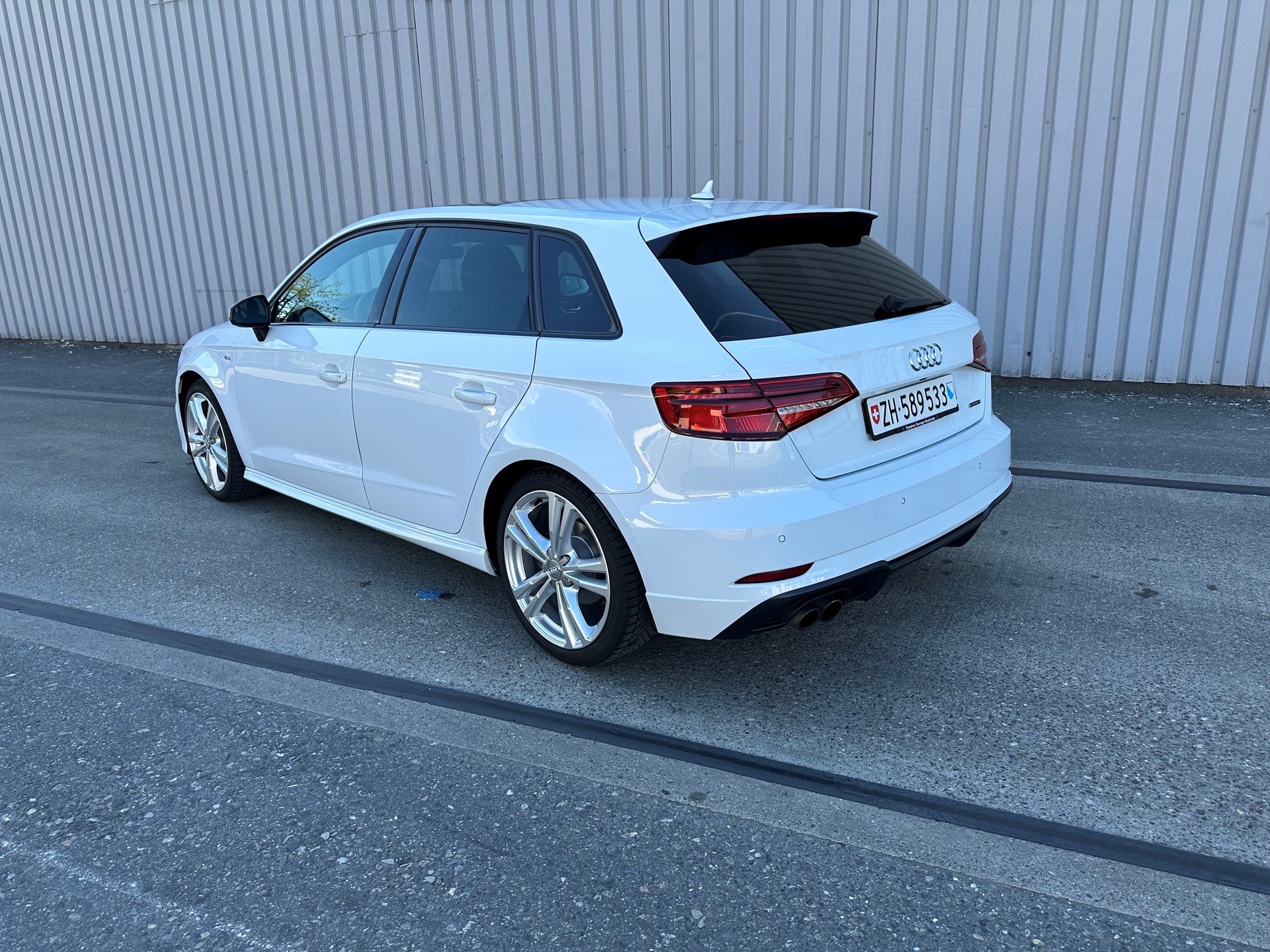 AUDI 2.0 T FSI Sport qu. S-Tronic-image-2