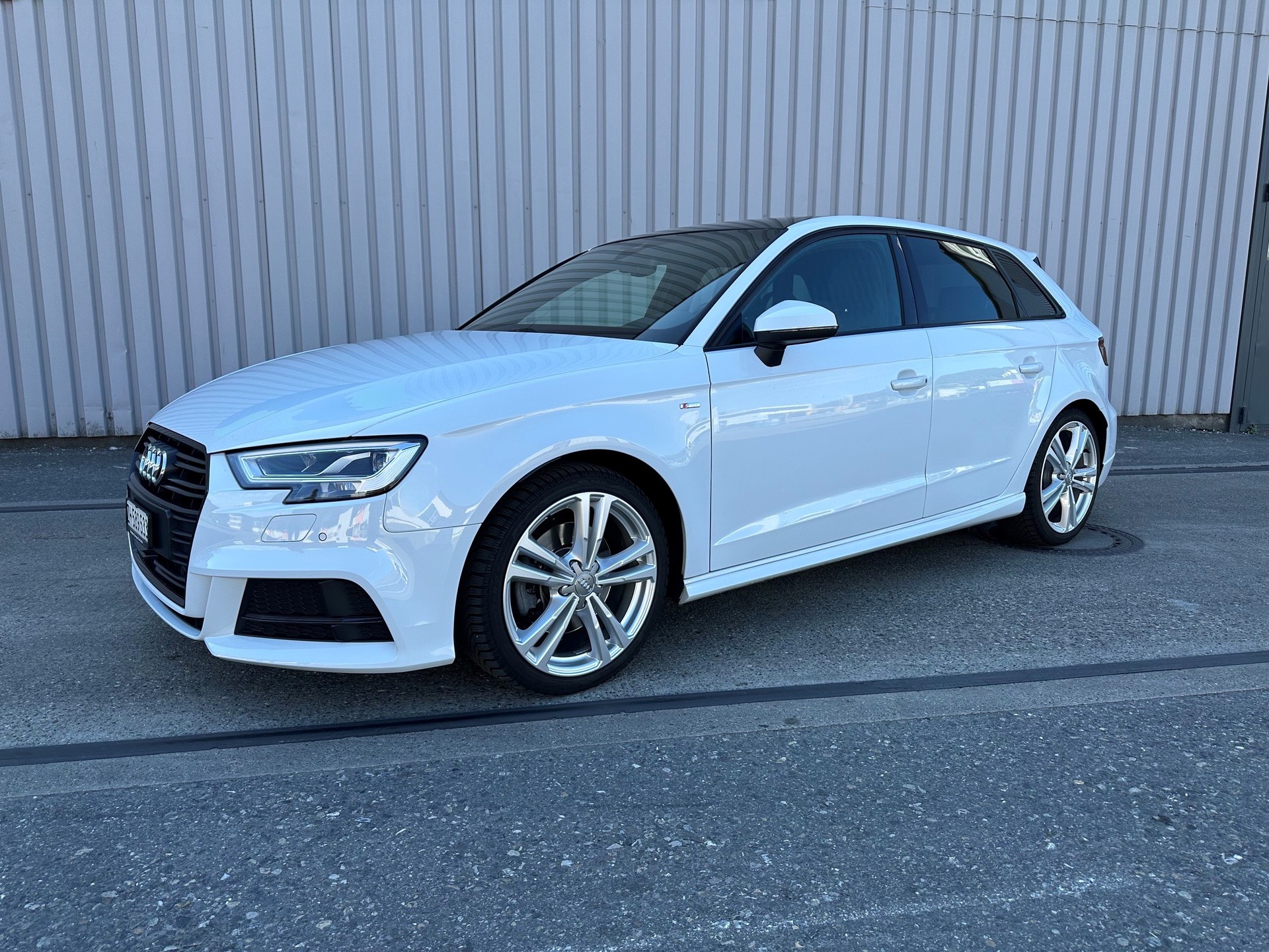 AUDI 2.0 T FSI Sport qu. S-Tronic