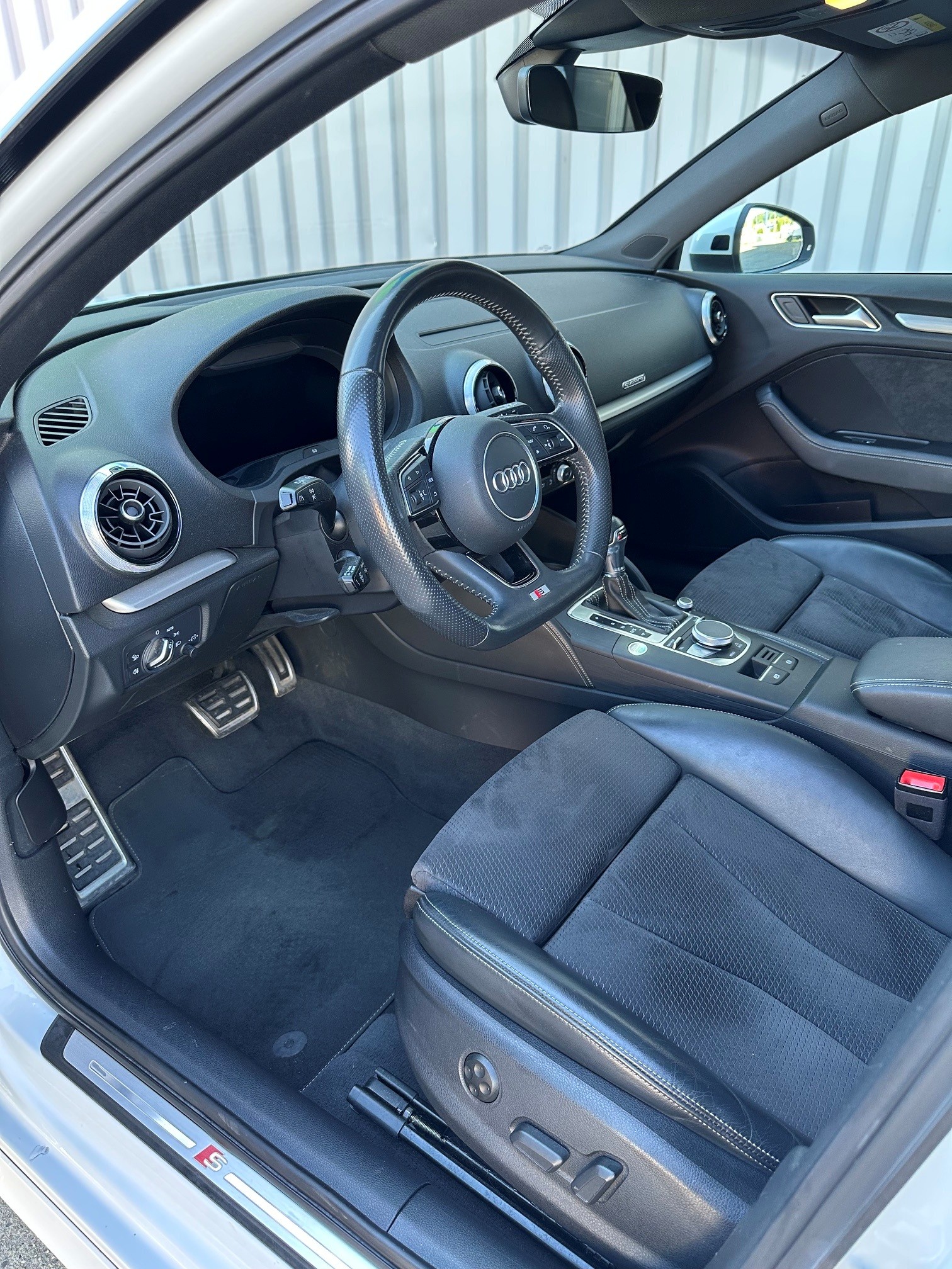 AUDI 2.0 T FSI Sport qu. S-Tronic-image-4