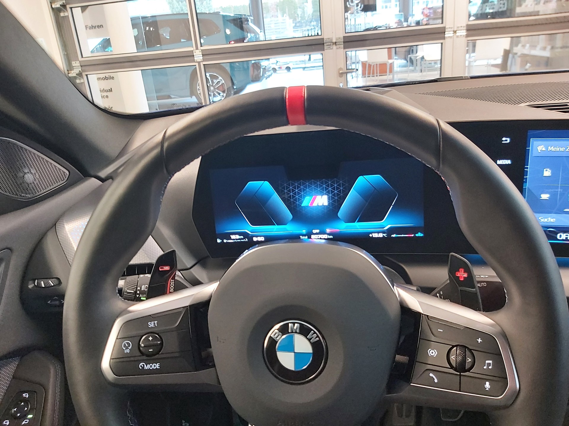 BMW M235 xDrive Gran Coupé-image-13
