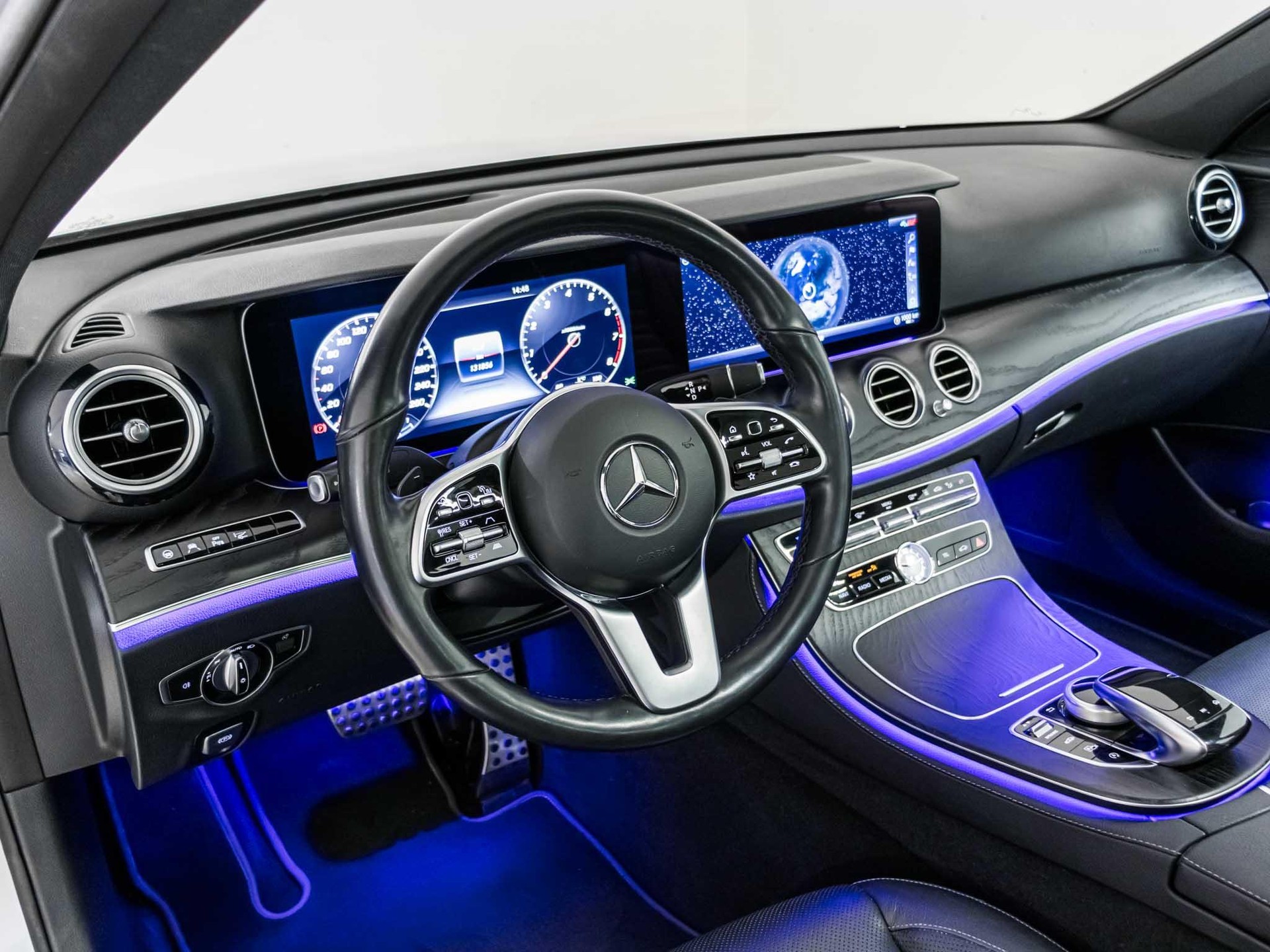 MERCEDES-BENZ E 450 4MATIC-image-9