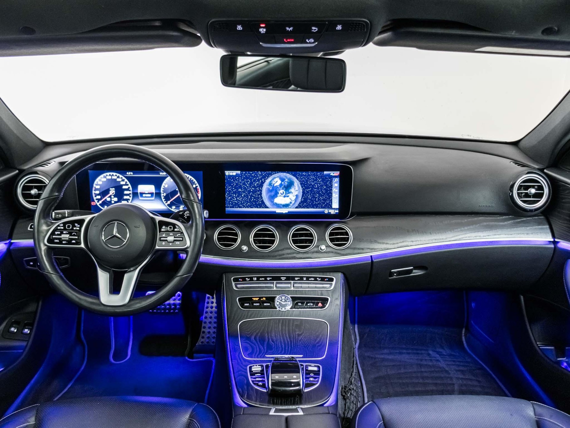MERCEDES-BENZ E 450 4MATIC-image-11