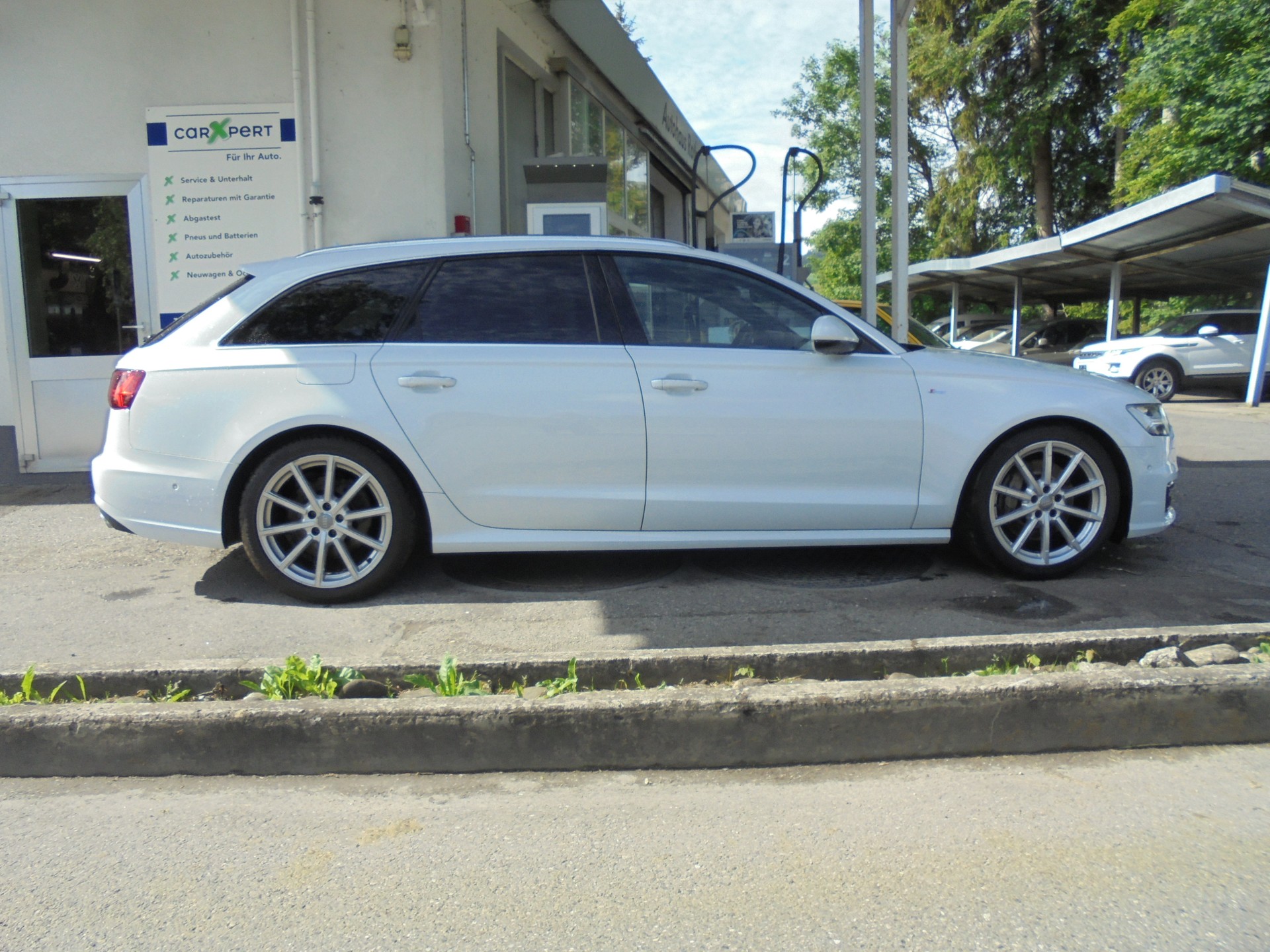 AUDI A6 Avant 3.0 TDI V6 quattro S-tronic-image-2