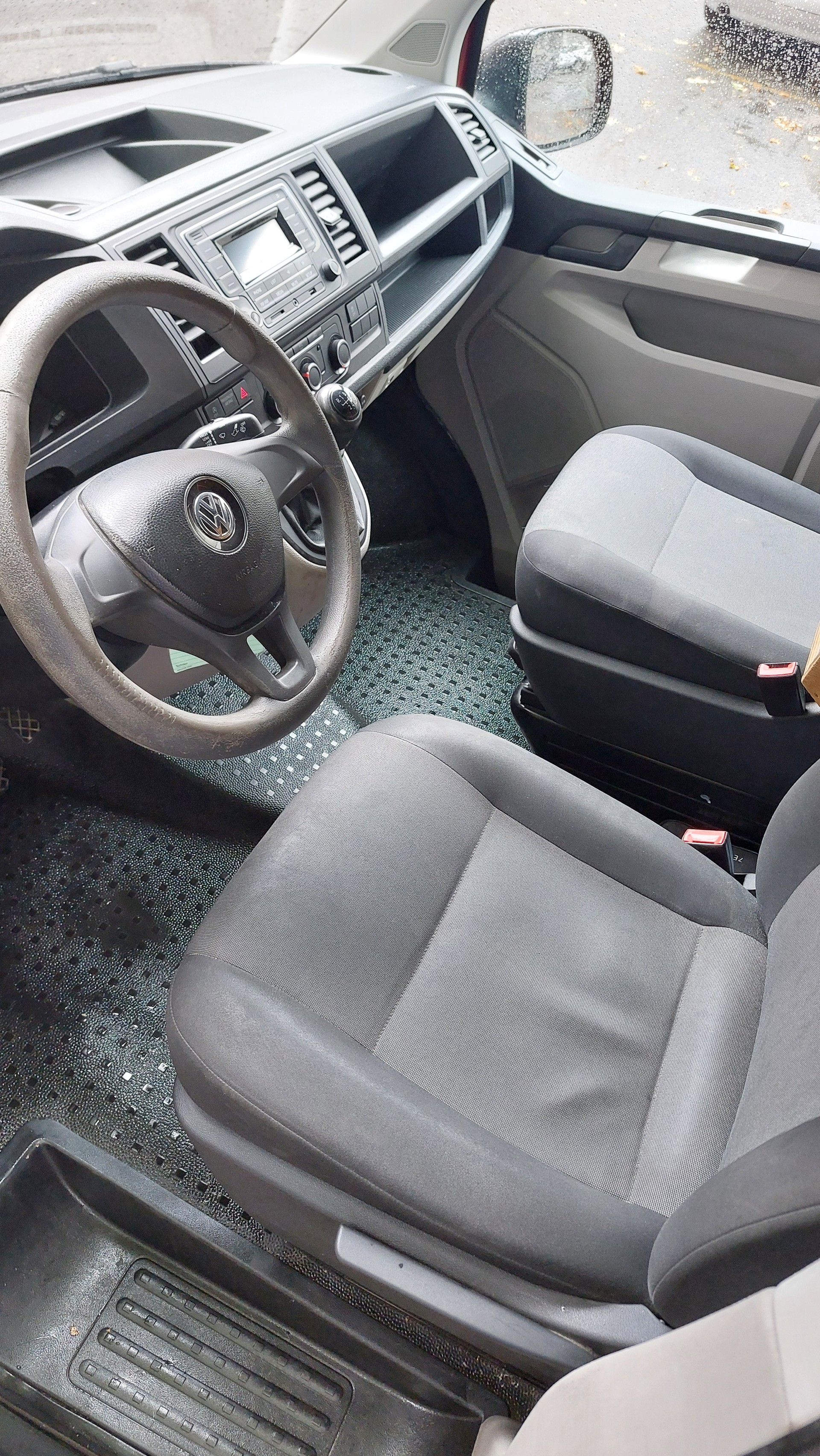 VW T6 2.0 TDI 4Motion-image-10