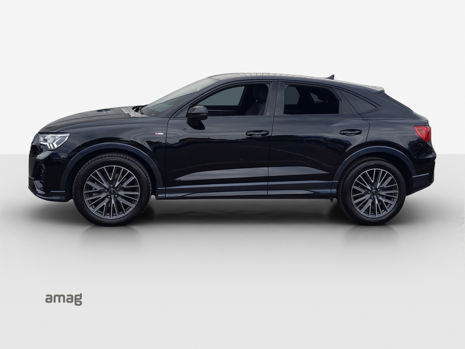 AUDI Q3 Sportback 40 TFSI S line quattro S-tronic-image-1