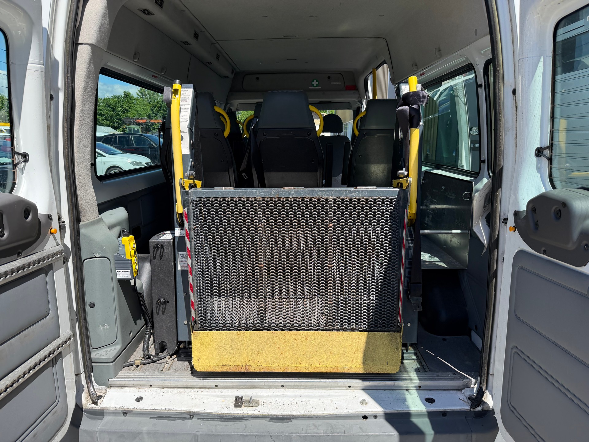 FORD Transit 2.2 TDCi 350 L Duo-image-14