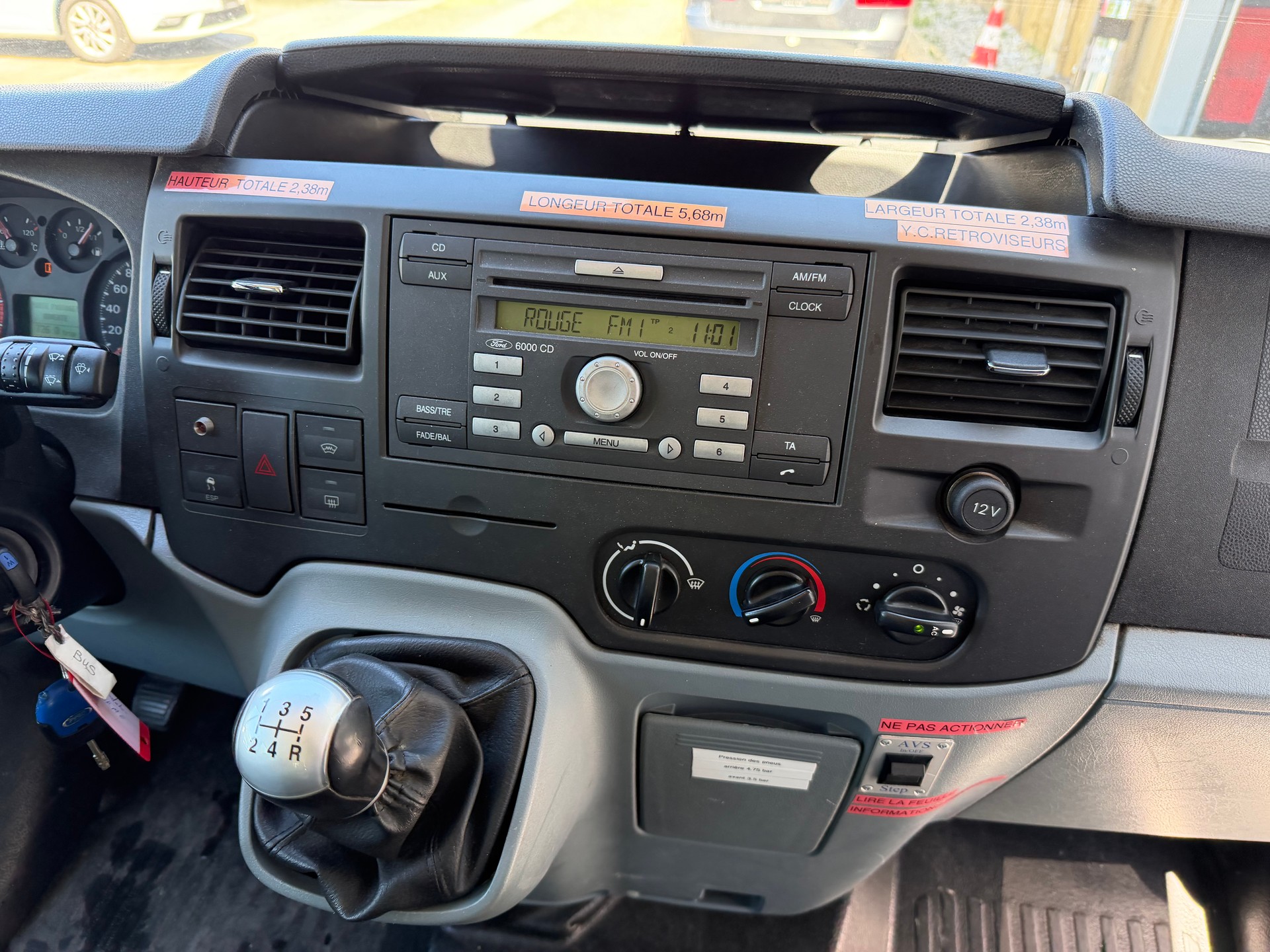 FORD Transit 2.2 TDCi 350 L Duo-image-12