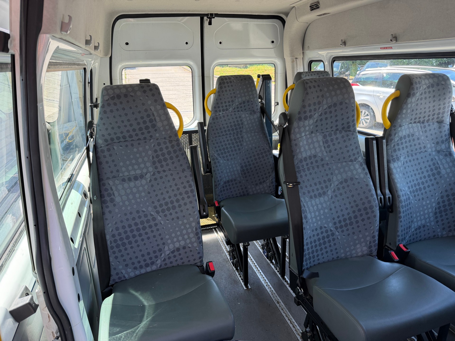 FORD Transit 2.2 TDCi 350 L Duo-image-9