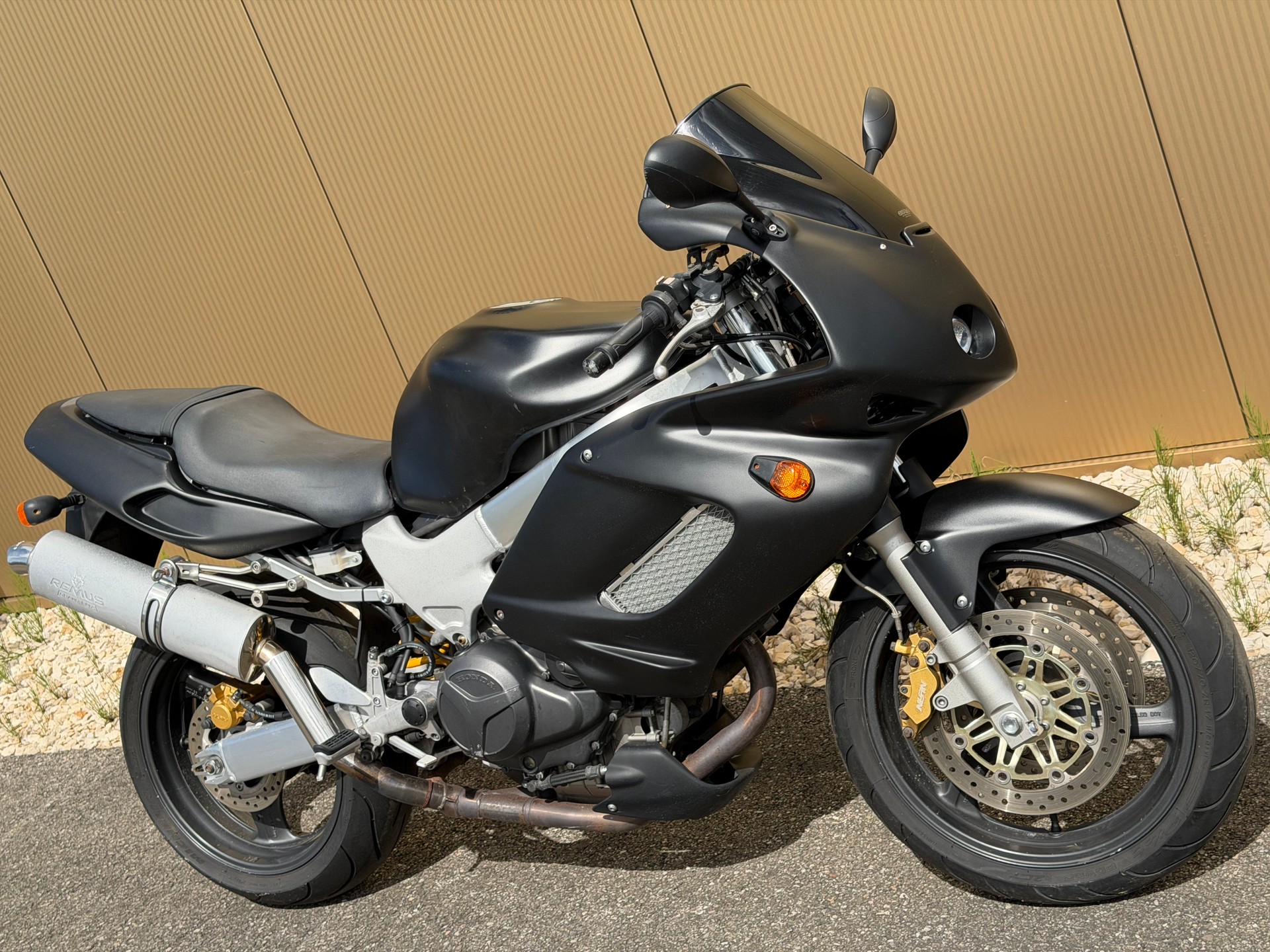 HONDA VTR 1000 F V-X Fire Storm-showroom-element-2