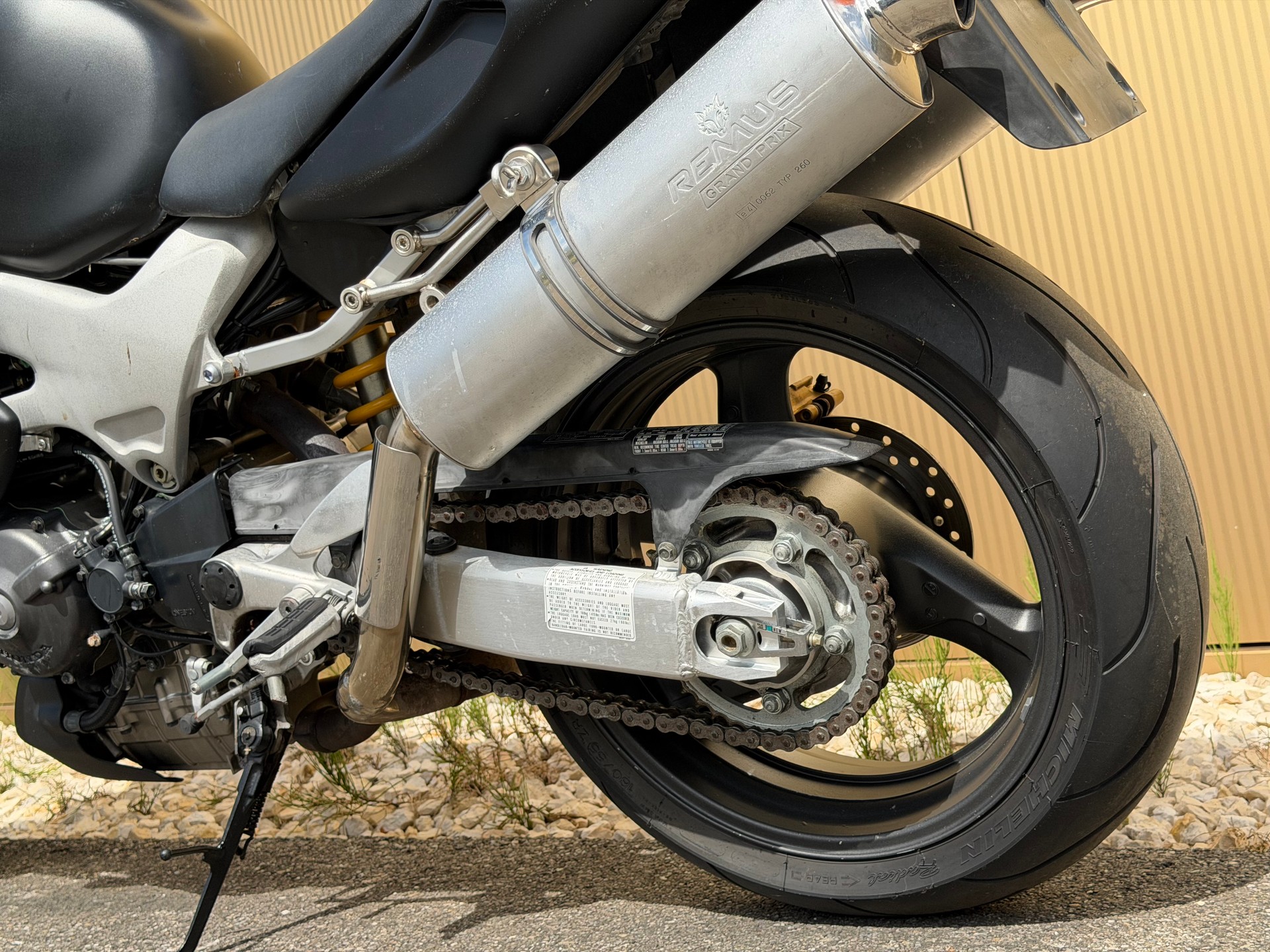 HONDA VTR 1000 F V-X Fire Storm-image-13