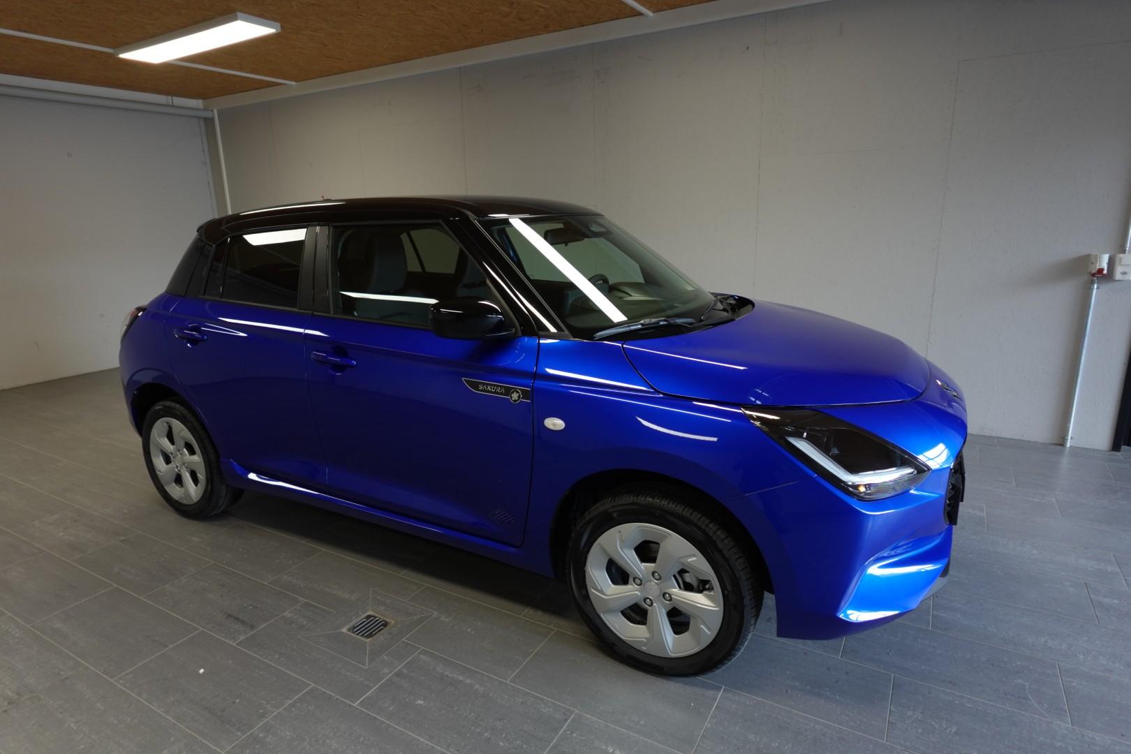 SUZUKI Swift 1.2 Sakura Hybrid 4x4-image-3
