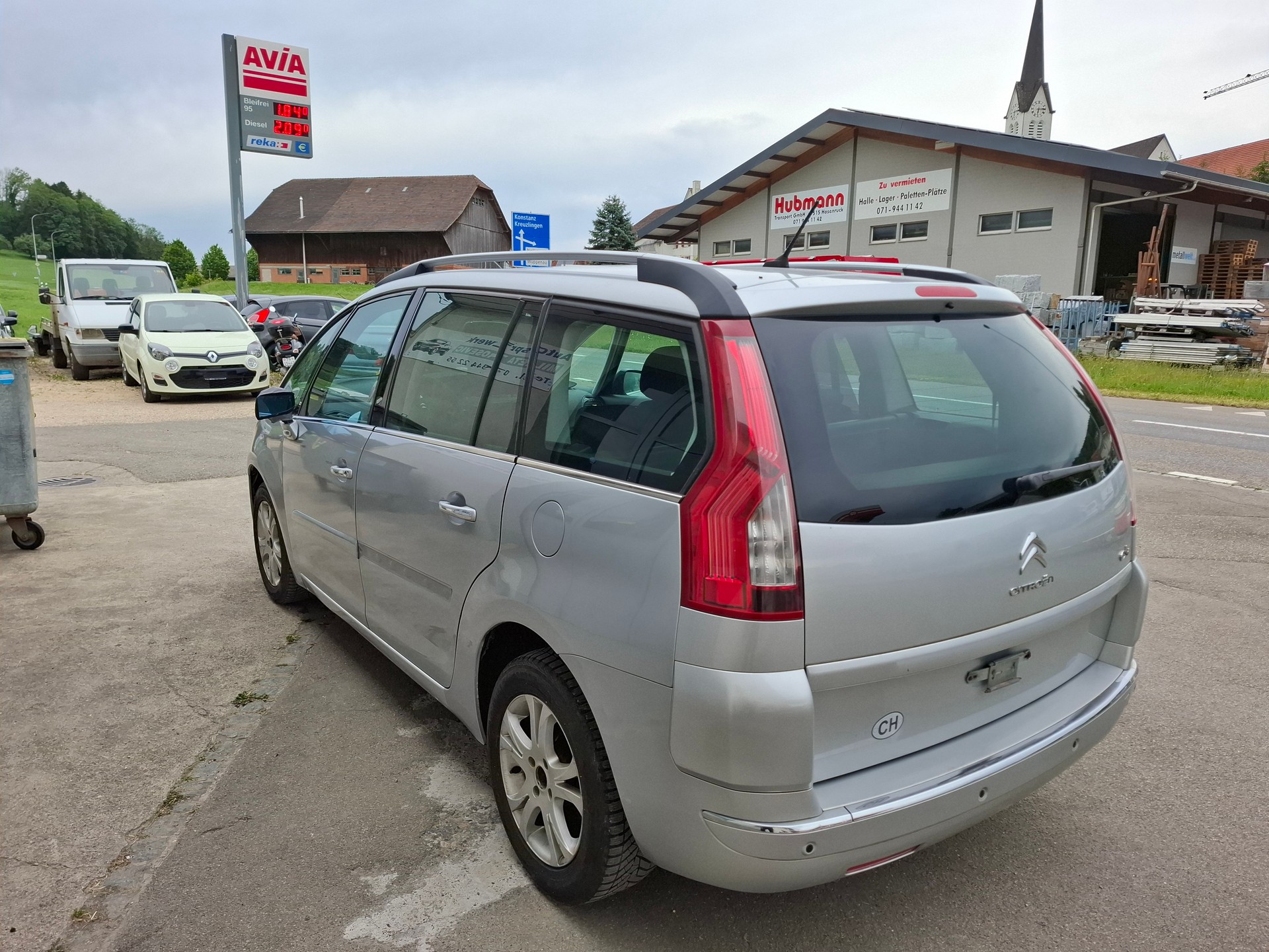 CITROEN Grand C4 Picasso 1.6i 16V Attraction-image-6