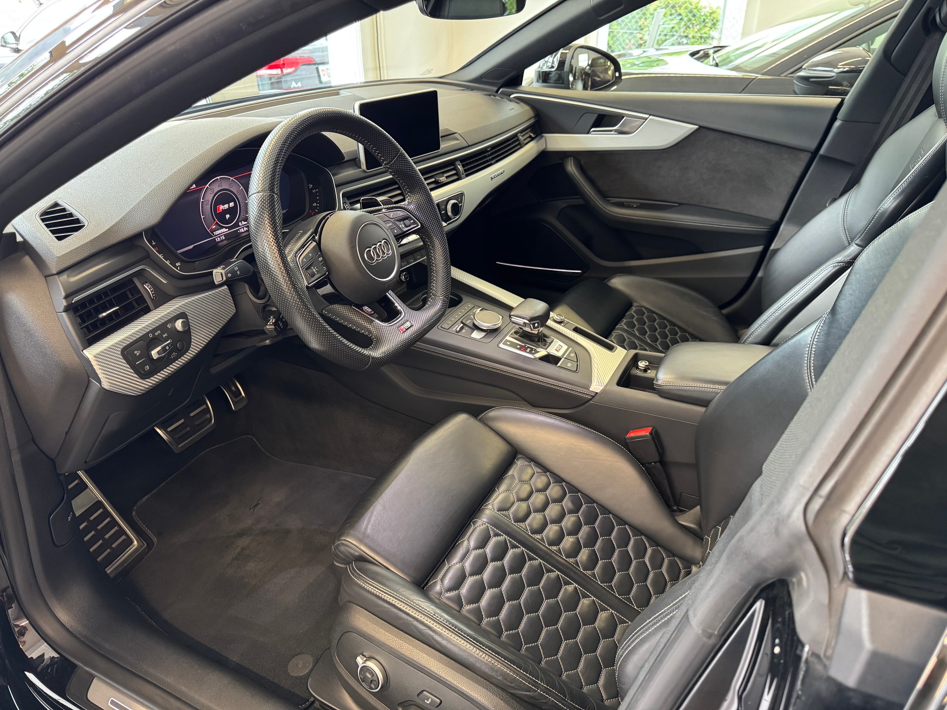 AUDI RS5 Sportback 2.9 TFSI quattro tiptronic-image-8