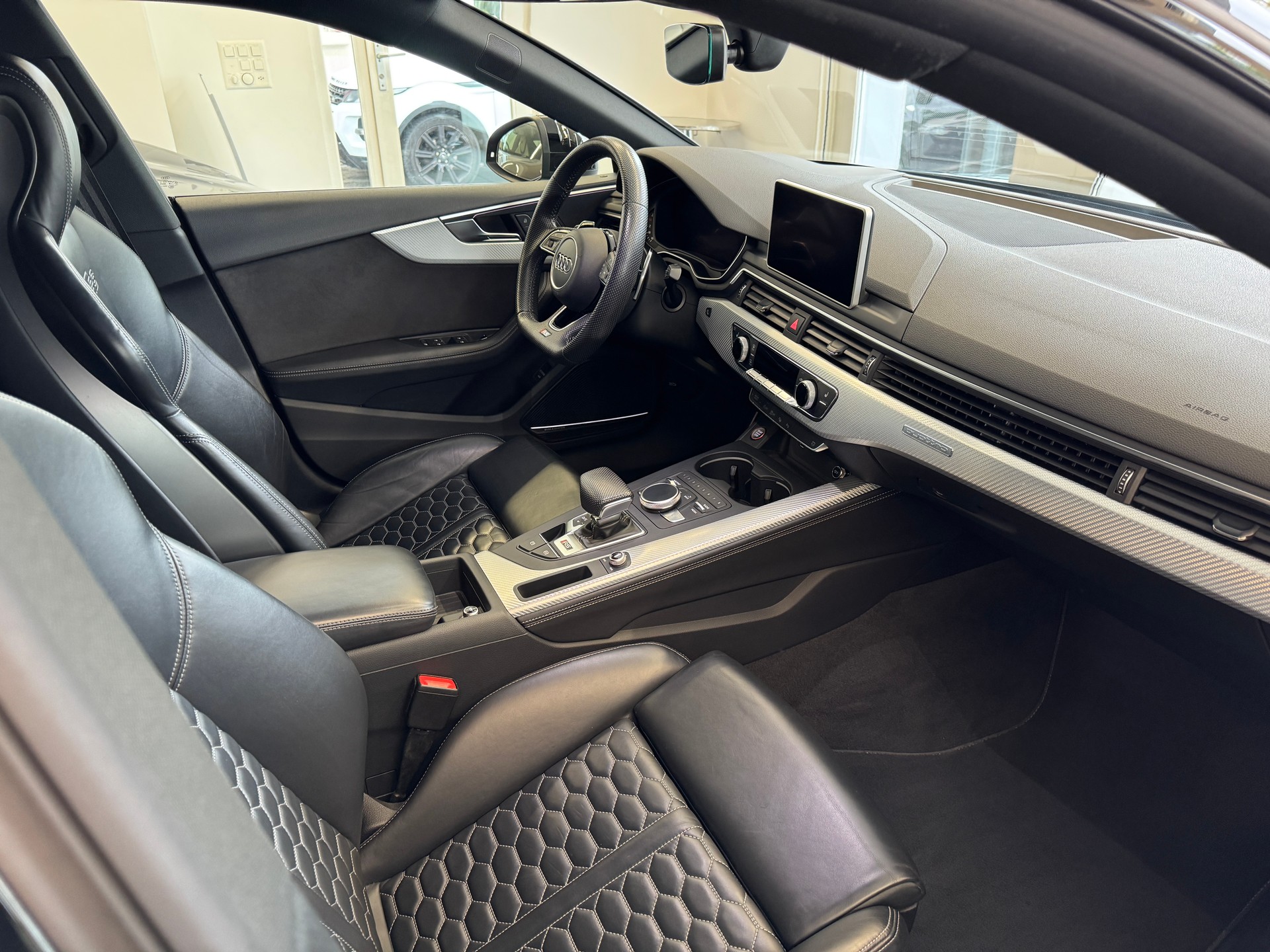 AUDI RS5 Sportback 2.9 TFSI quattro tiptronic-image-9